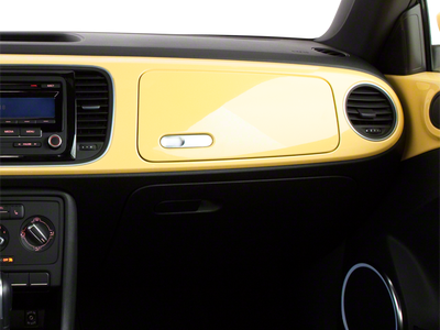 2012 Volkswagen Beetle 2.0T Turbo PZEV