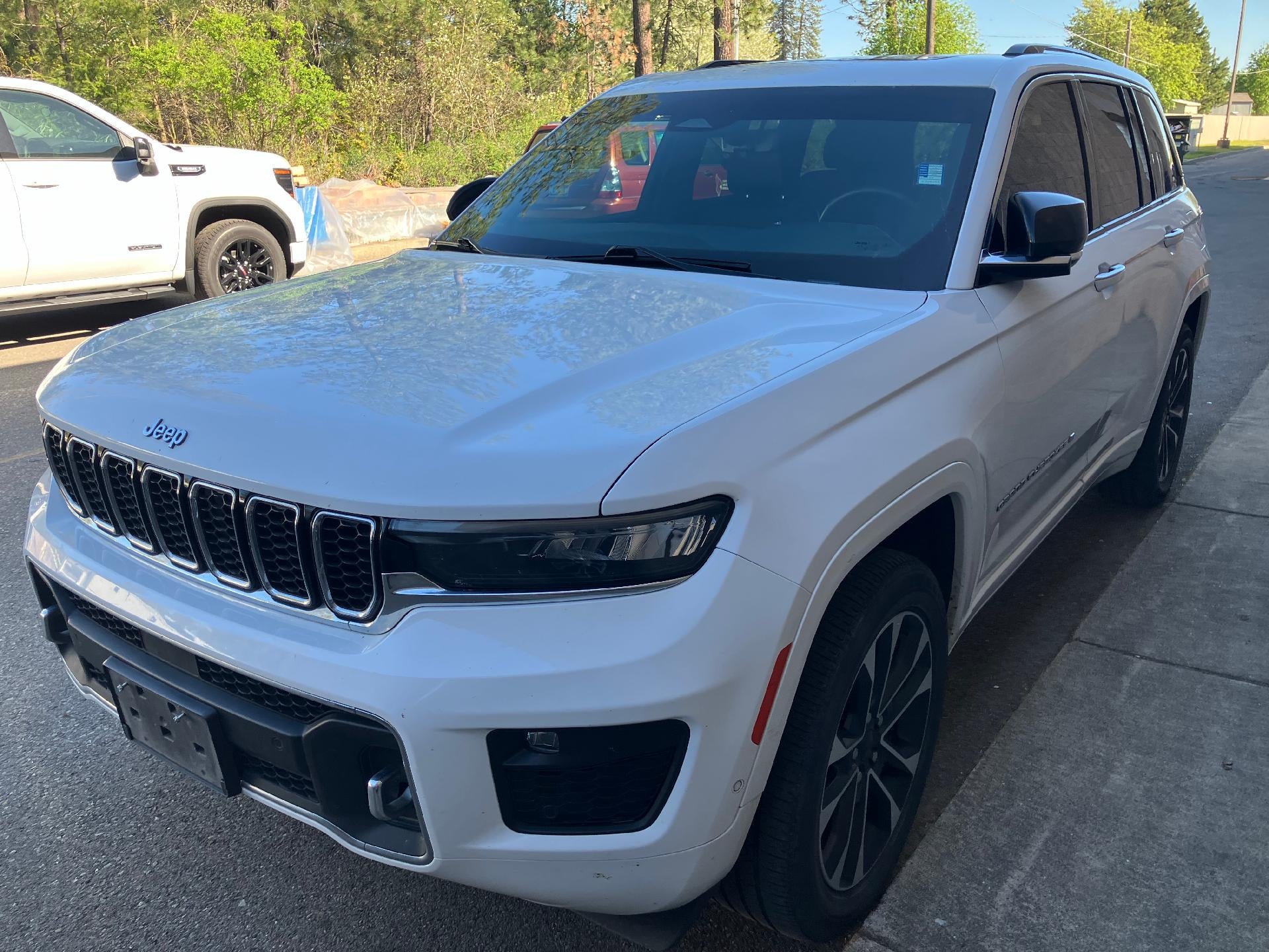2022 Jeep Grand Cherokee Overland