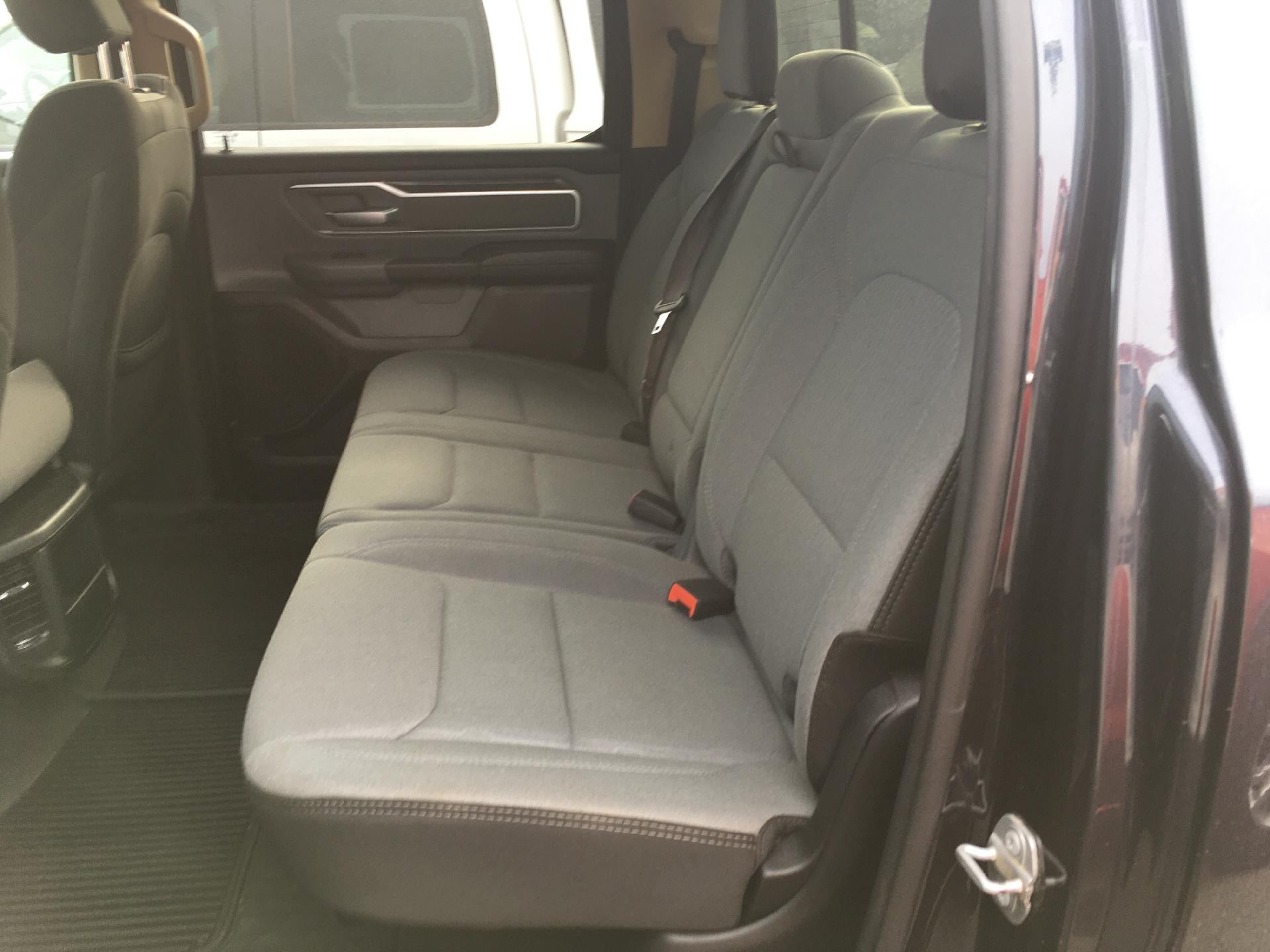 2020 RAM 1500 4-Way Seat, Cruise Control, Back Up Camera