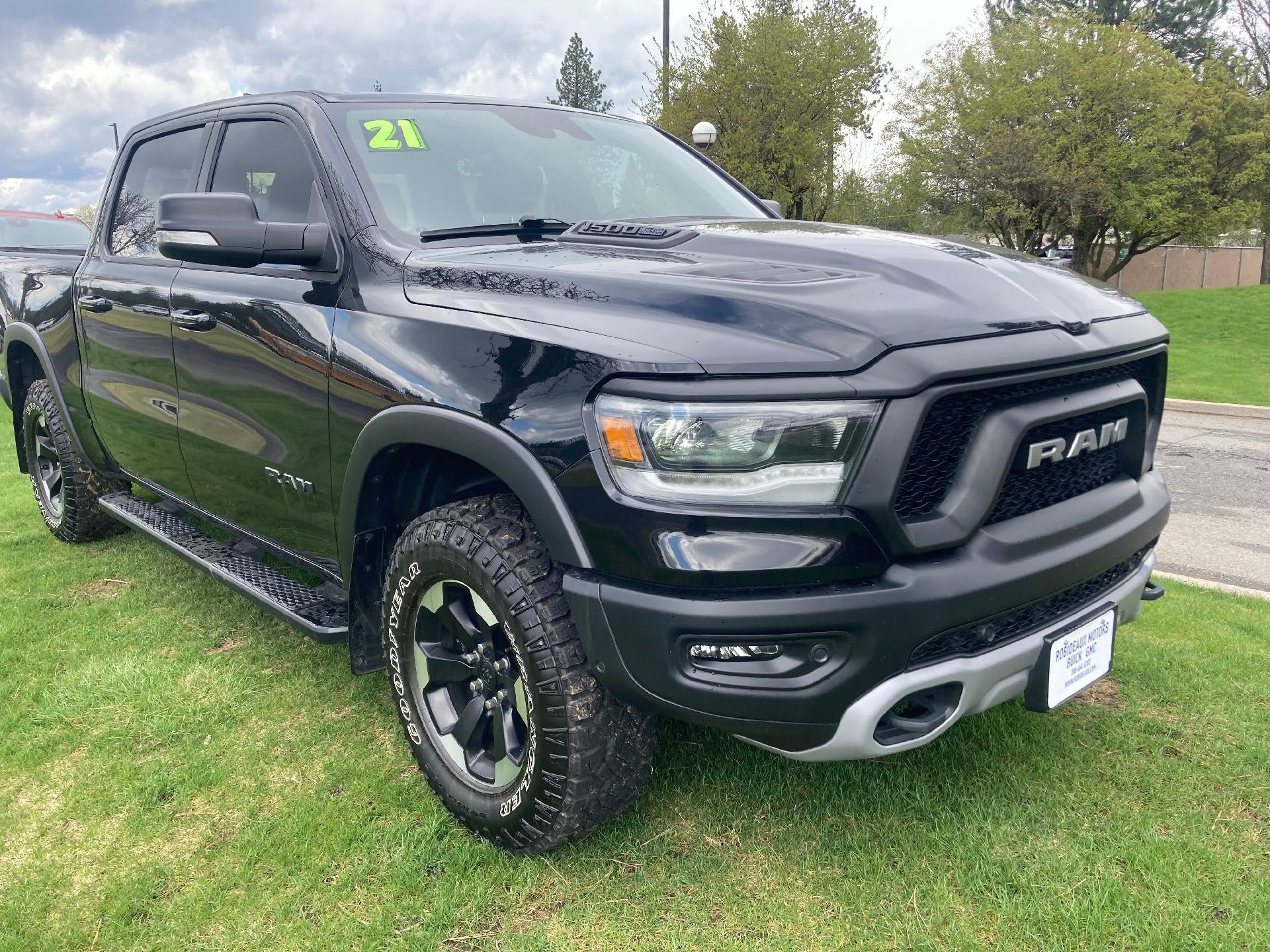 2021 RAM 1500 Rebel, Power Seat, Back Up Camera, Keyless Entry, Tow Package