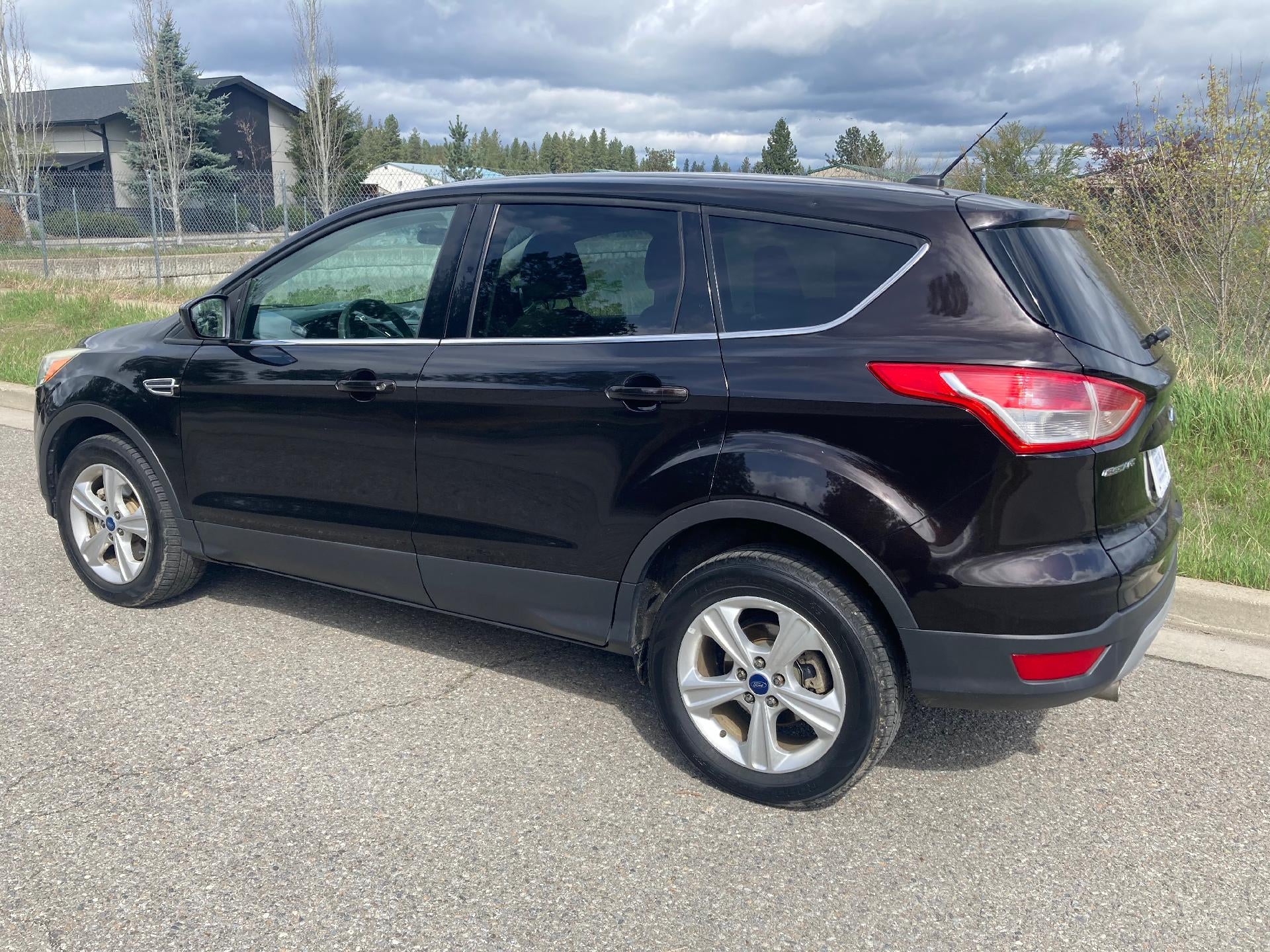 2013 Ford Escape SE, Power Locks and Windows, Power Mirrors, Air Conditioning