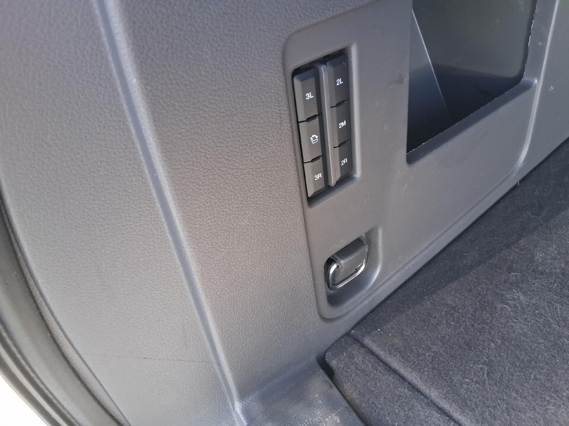 2020 Ford Expedition Max Power Leather Heated and Cooled Seat, Keyless Entry, Back Up Camera