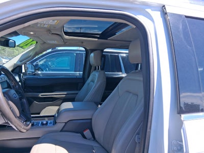 2020 Ford Expedition Max Power Leather Heated and Cooled Seat, Keyless Entry, Back Up Camera