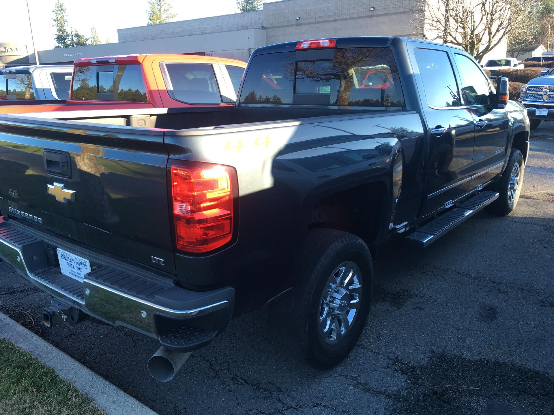 2019 Chevrolet Silverado 2500 HD Navigation, Memory Heated Seat, Front and Rear Park Assist