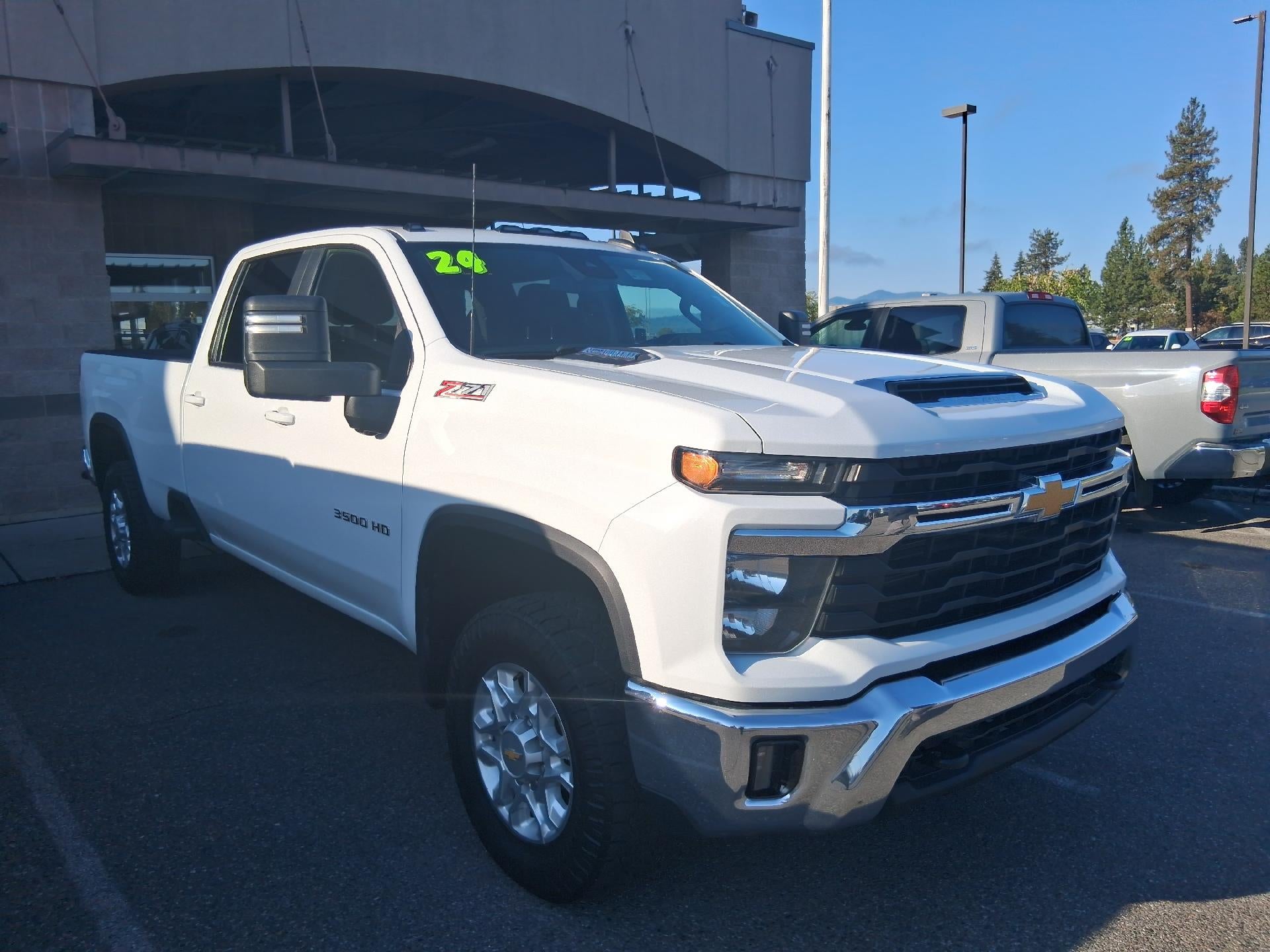 2024 Chevrolet Silverado 3500 HD Power Seat, Gooseneck/5th Wheel Package, Heated Steering Wheel