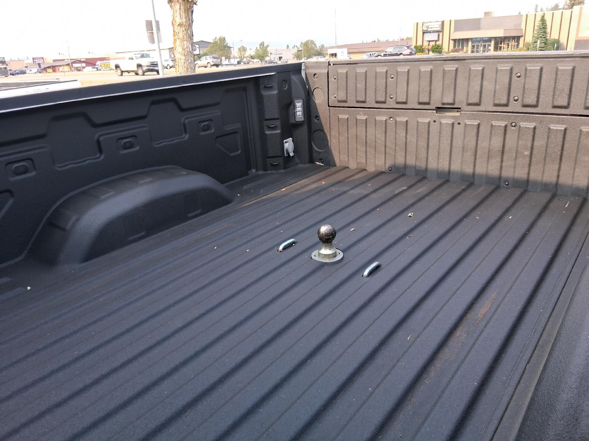 2022 Chevrolet Silverado 3500 HD Power Lumbar Memory Seat, Trailering Mirrors, Cruise Control