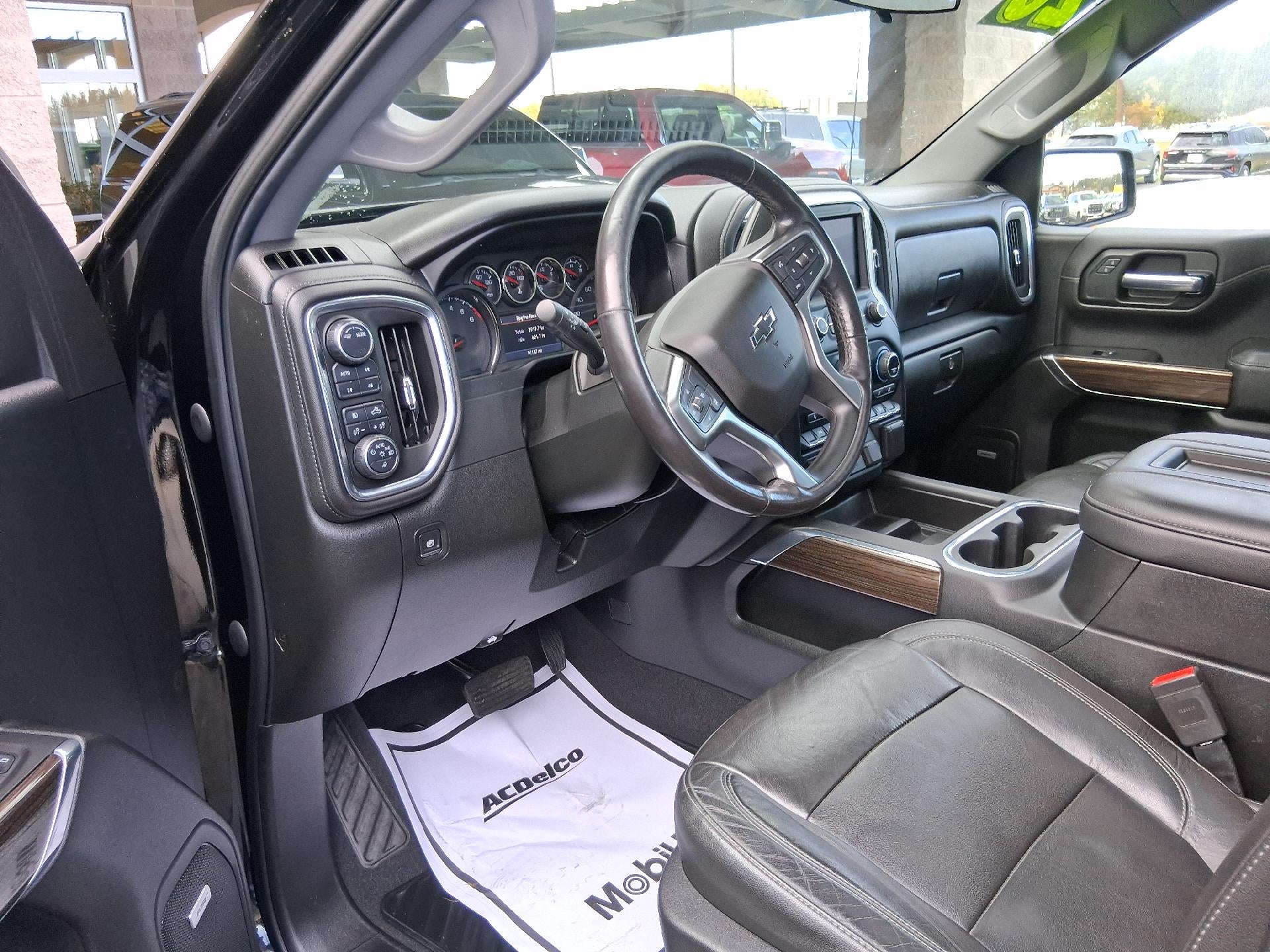 2020 Chevrolet Silverado 1500 Leather Heated Power Seat, Power Sunroof, Advanced Trailering Package