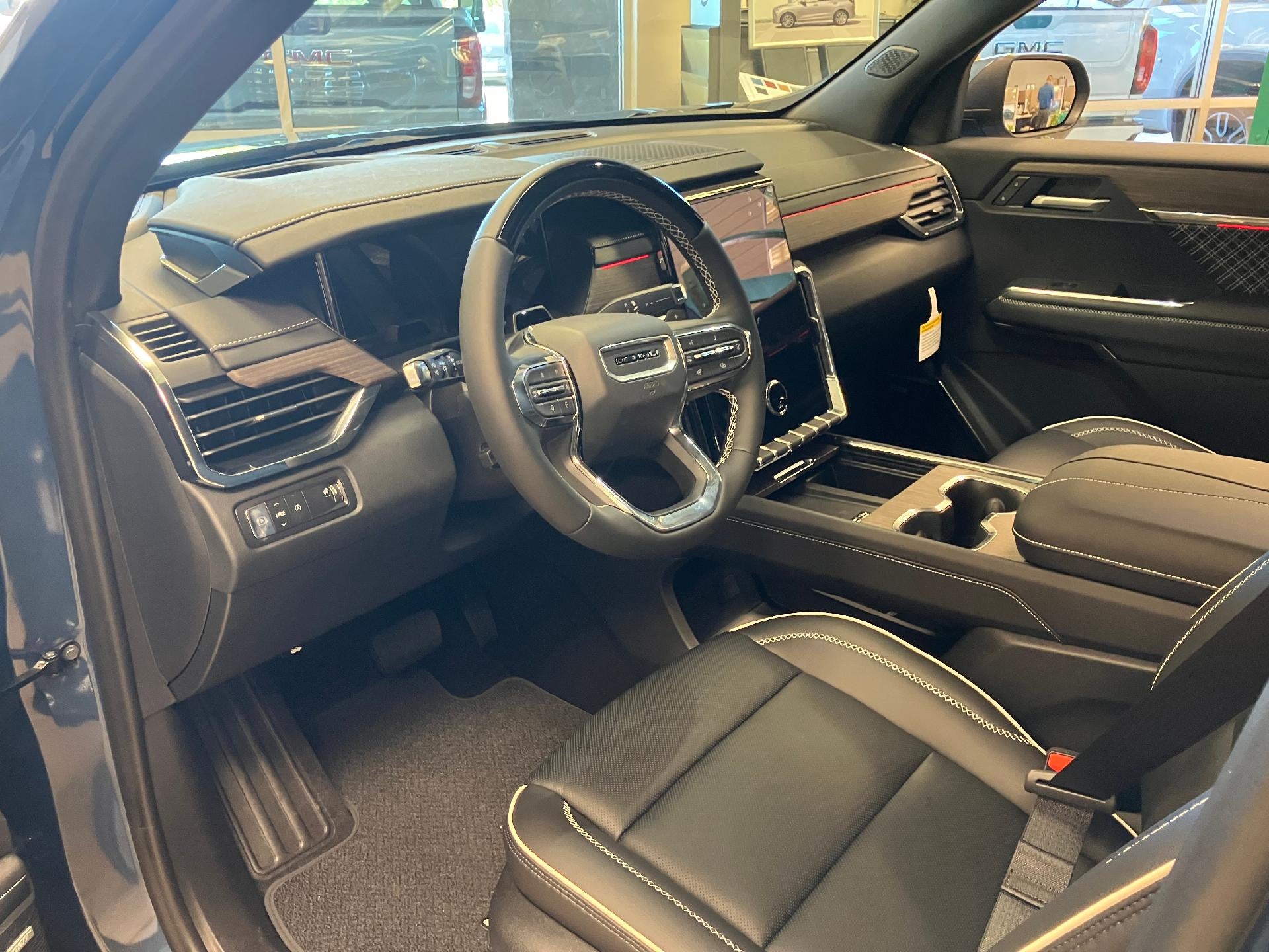 2026 GMC Acadia FWD Denali