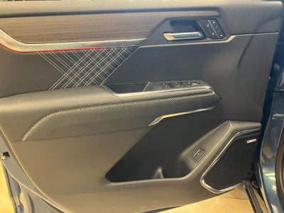 2026 GMC Acadia FWD Denali