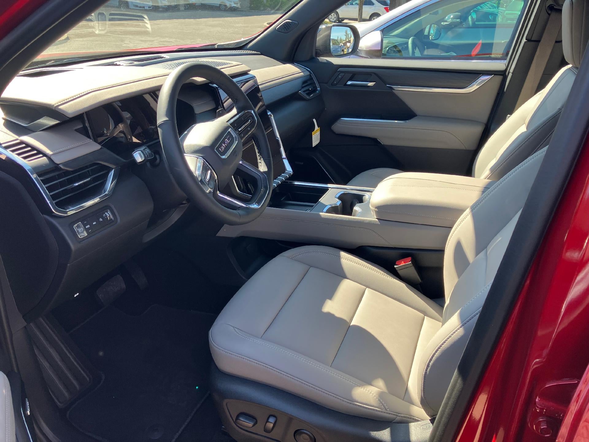 2026 GMC Acadia AWD Elevation