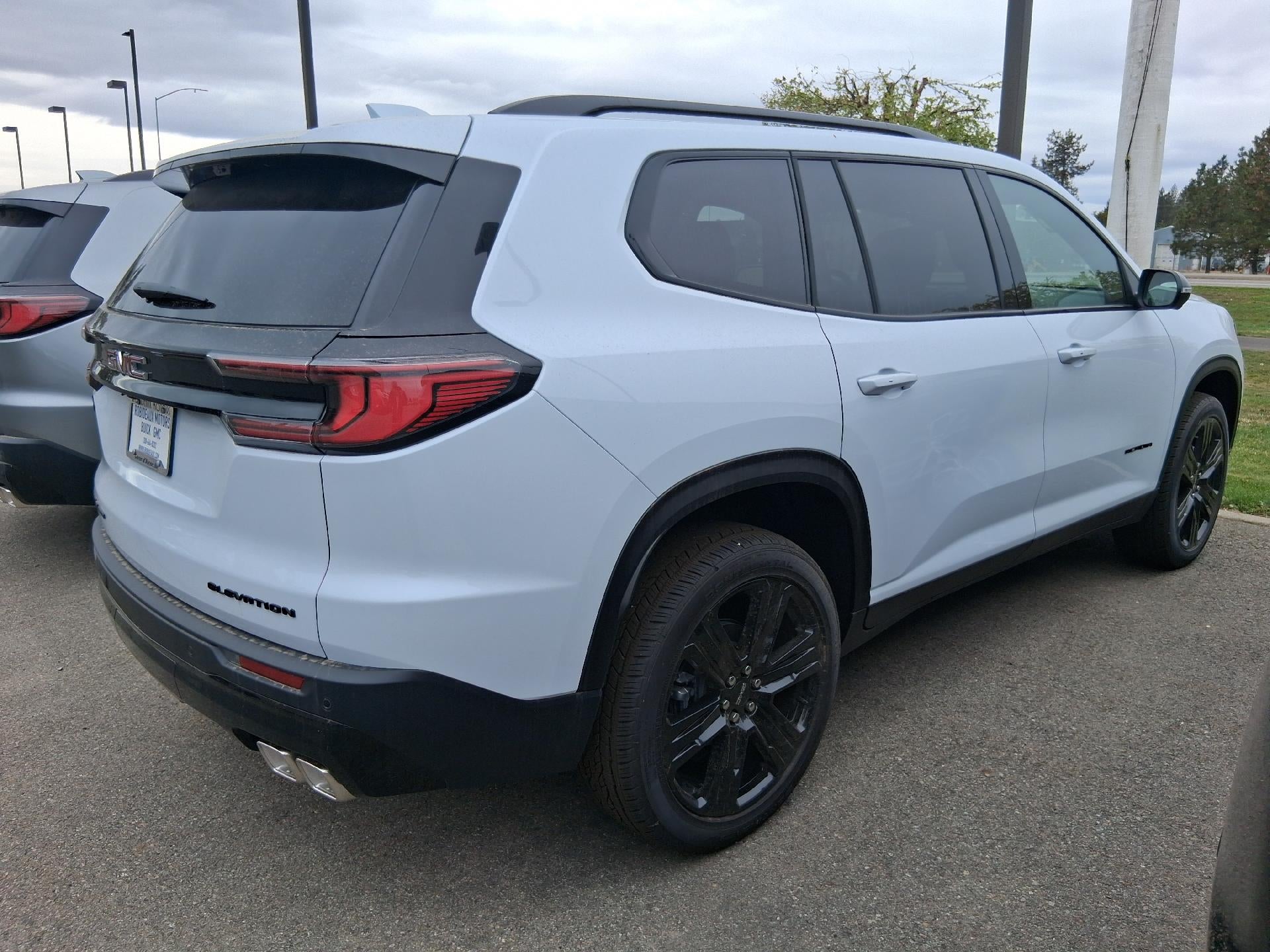 2026 GMC Acadia AWD Elevation