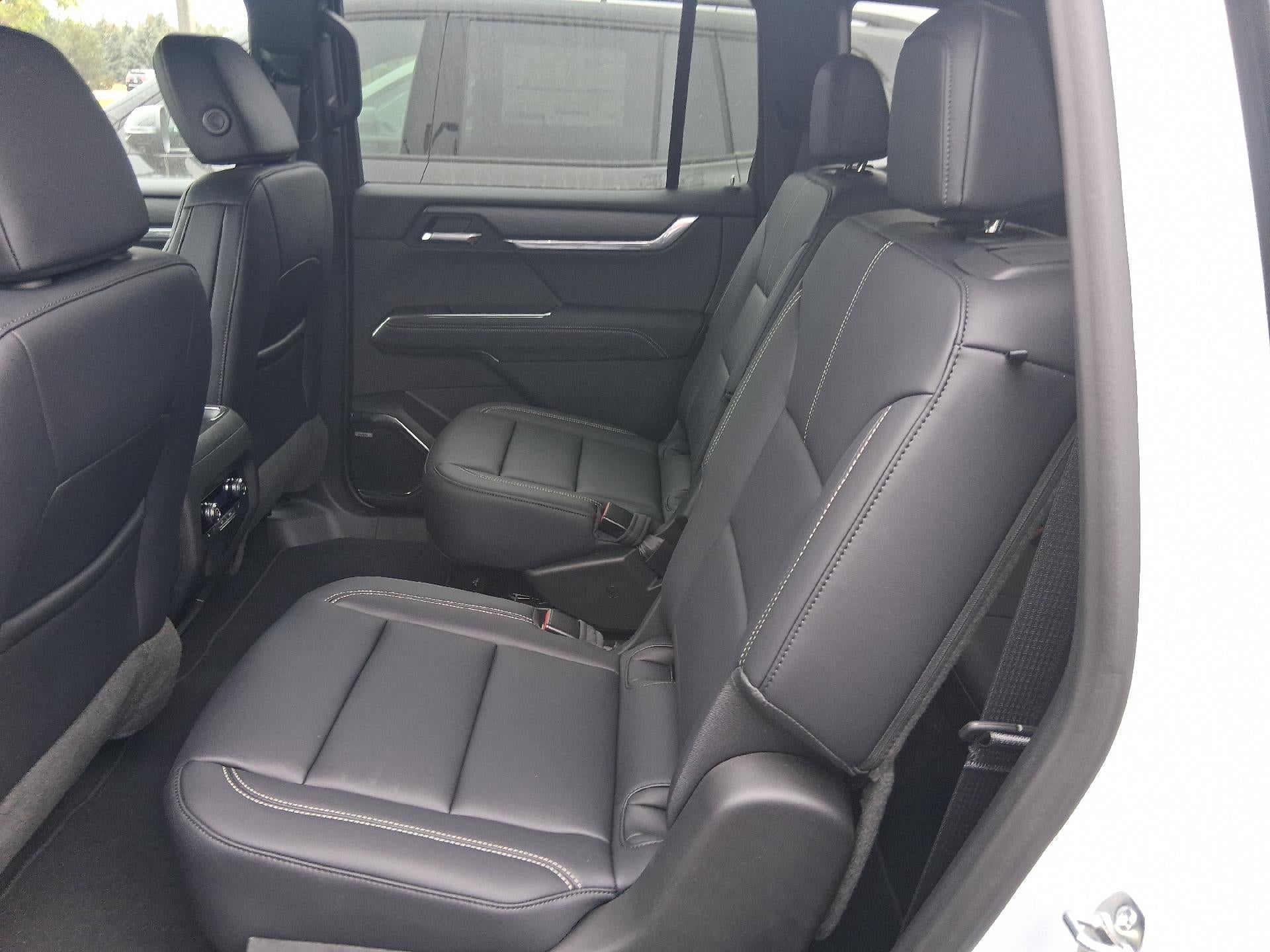 2026 GMC Acadia AWD Elevation