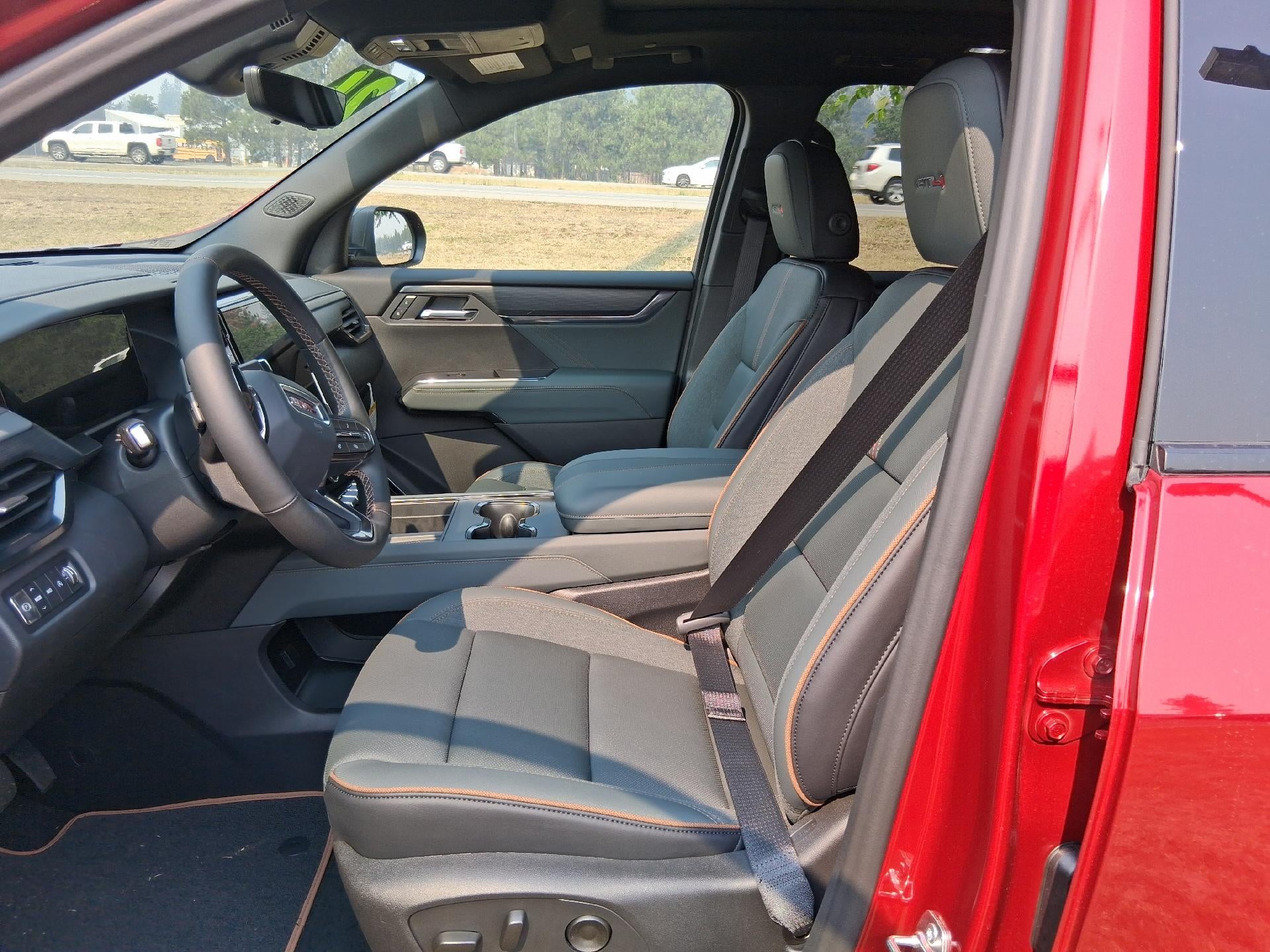 2026 GMC Acadia AWD AT4