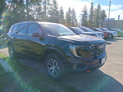 2026 GMC Acadia AWD AT4