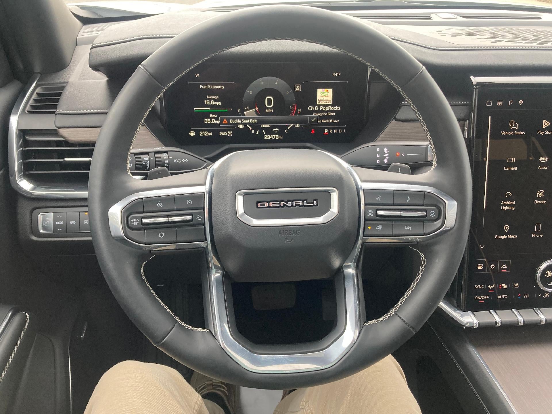 2024 GMC Acadia Power Lumbar Memory Heated and Cooled Seat, Panoramic Sunroof, Luxury Package