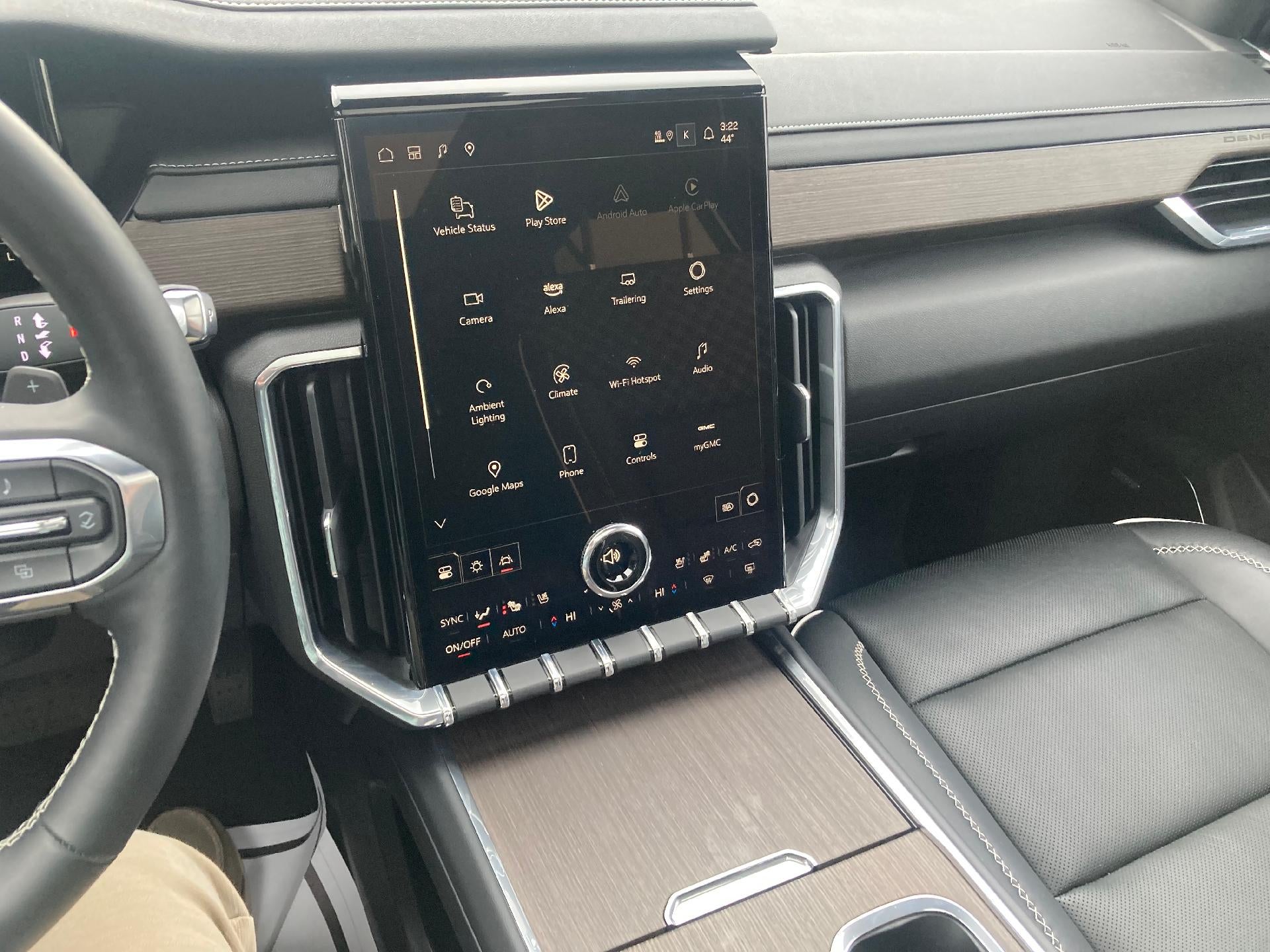 2024 GMC Acadia Power Lumbar Memory Heated and Cooled Seat, Panoramic Sunroof, Luxury Package