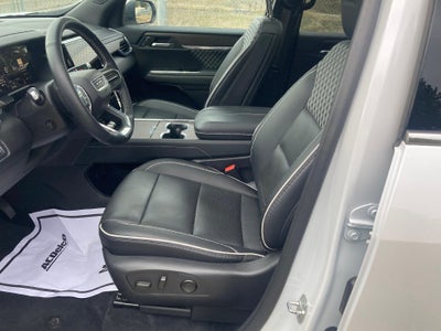 2024 GMC Acadia Power Lumbar Memory Heated and Cooled Seat, Panoramic Sunroof, Luxury Package