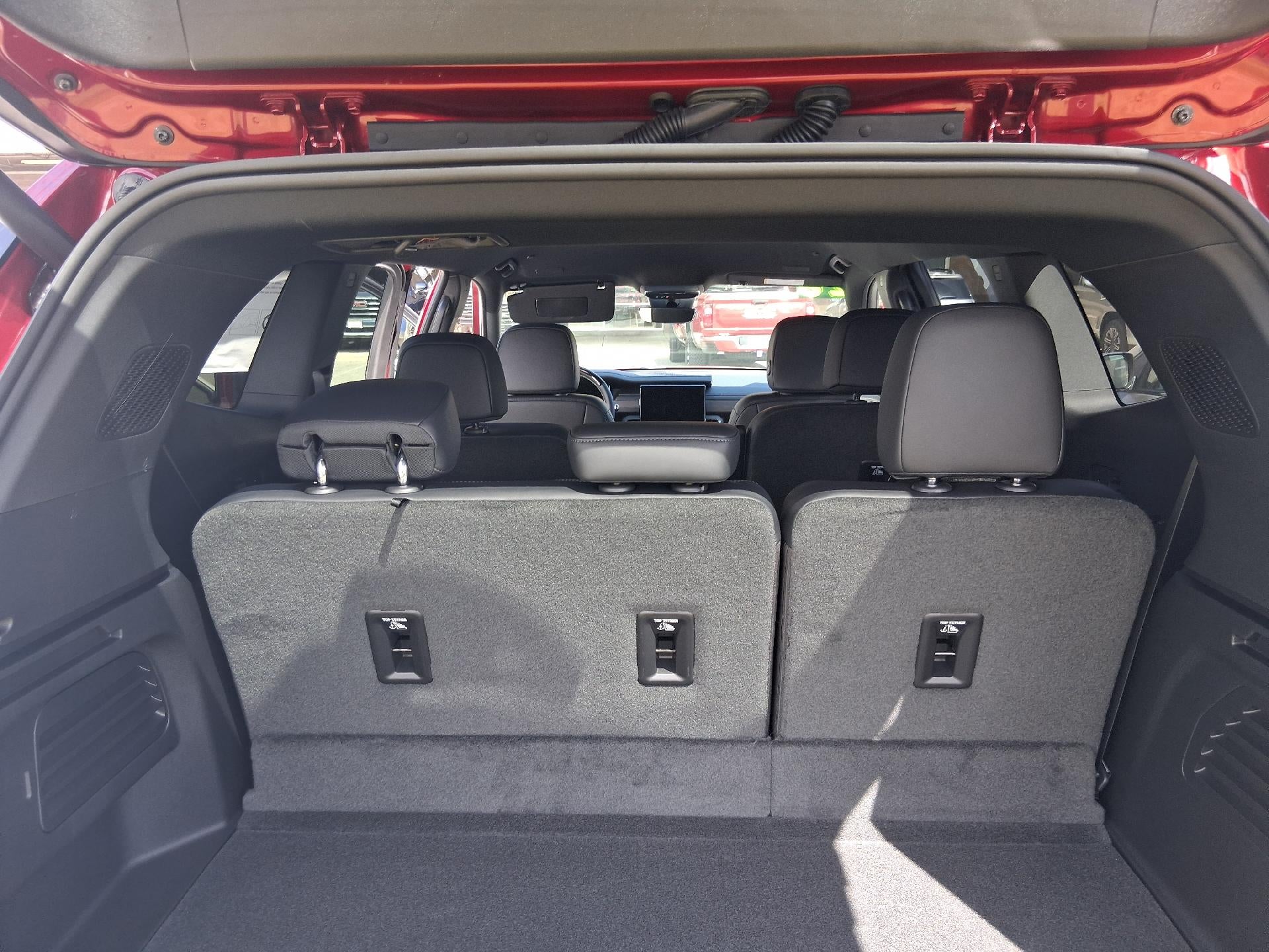 2026 GMC Acadia AWD Denali