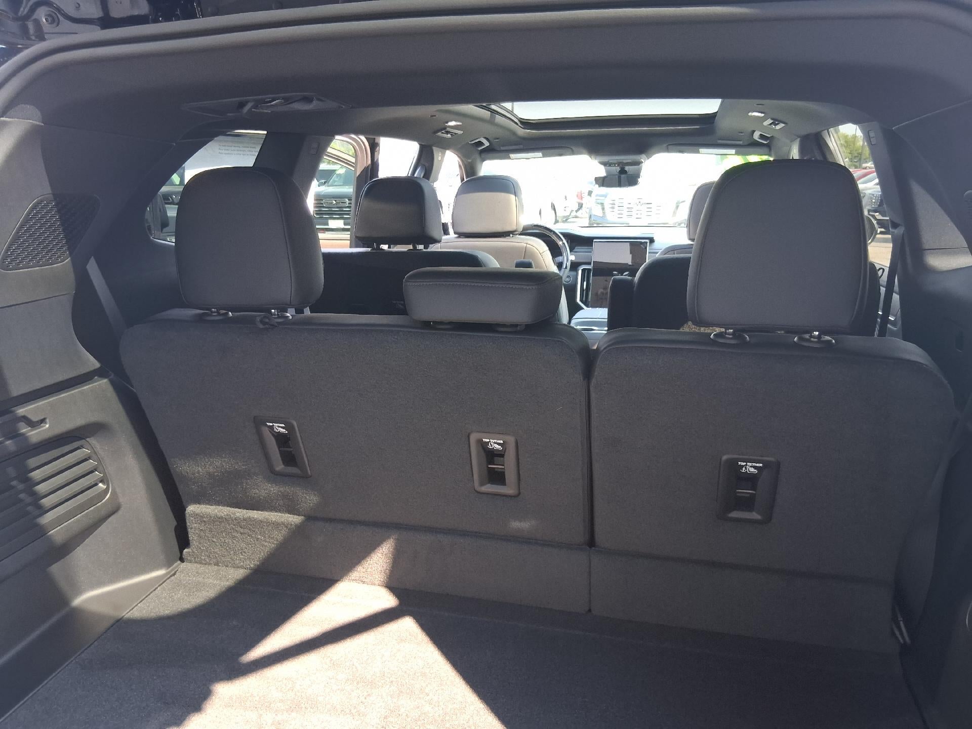 2026 GMC Acadia AWD Denali
