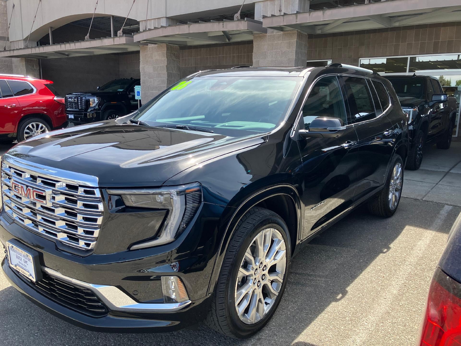 2026 GMC Acadia Denali AWD's photo