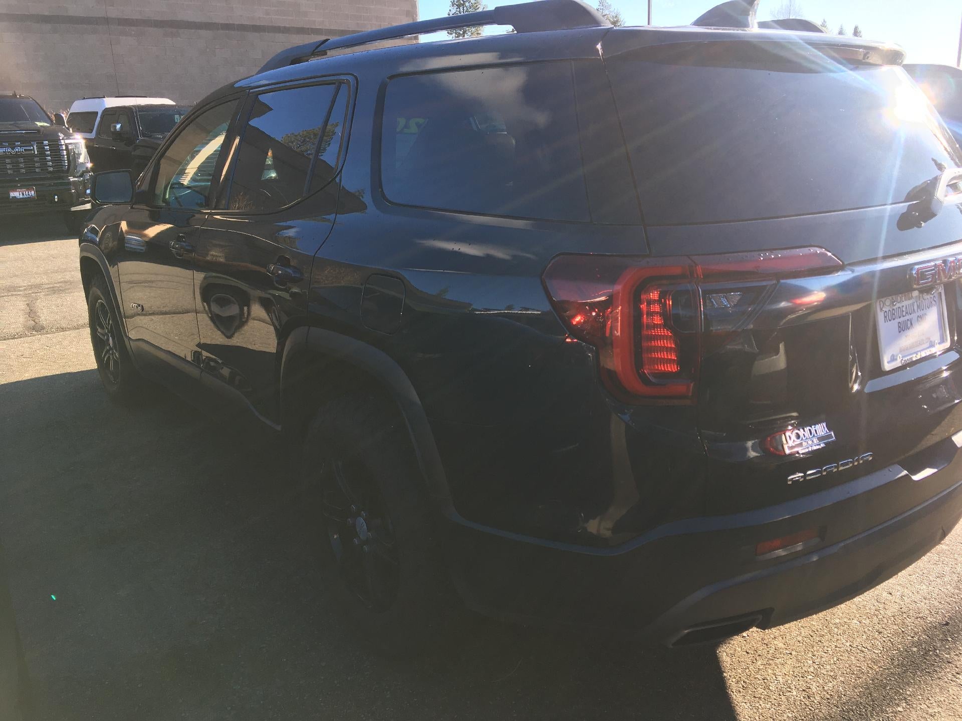 2020 GMC Acadia Power Leather Lumbar Seat, Navigation, 3rd Row, Trailering Package