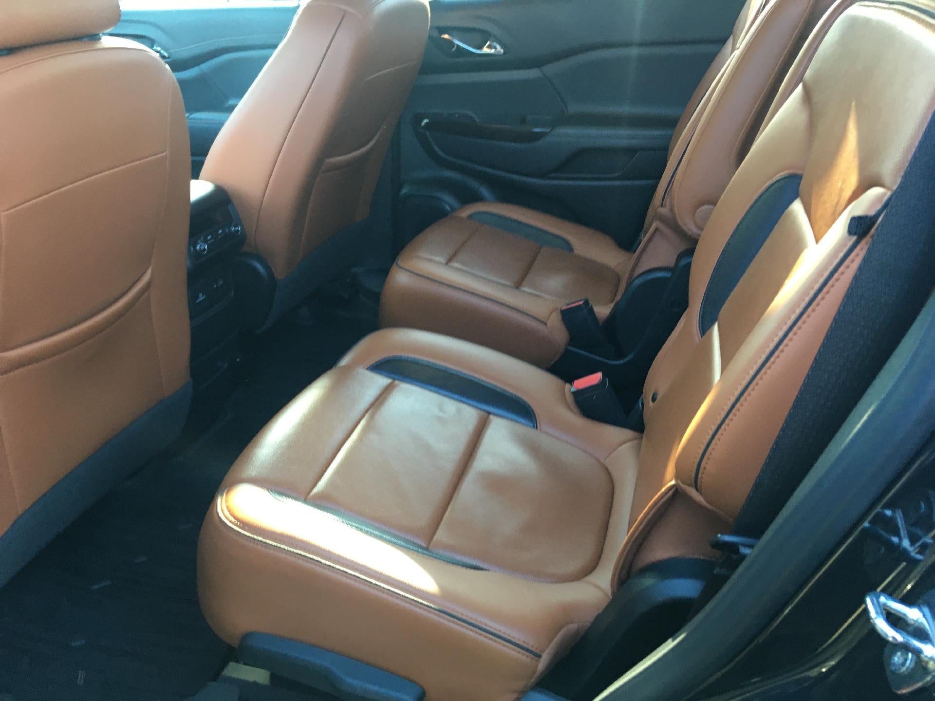 2020 GMC Acadia Power Leather Lumbar Seat, Navigation, 3rd Row, Trailering Package