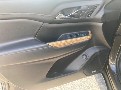 2019 GMC Acadia Power Memory Lumbar Heated and Cooled Seat, Dual Skyscape Sunroof, Technology Package