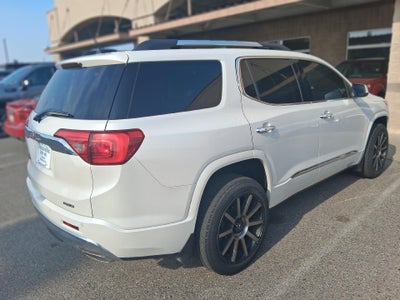 2017 GMC Acadia Memory Power Lumbar Seat, Navigation, Park Assist