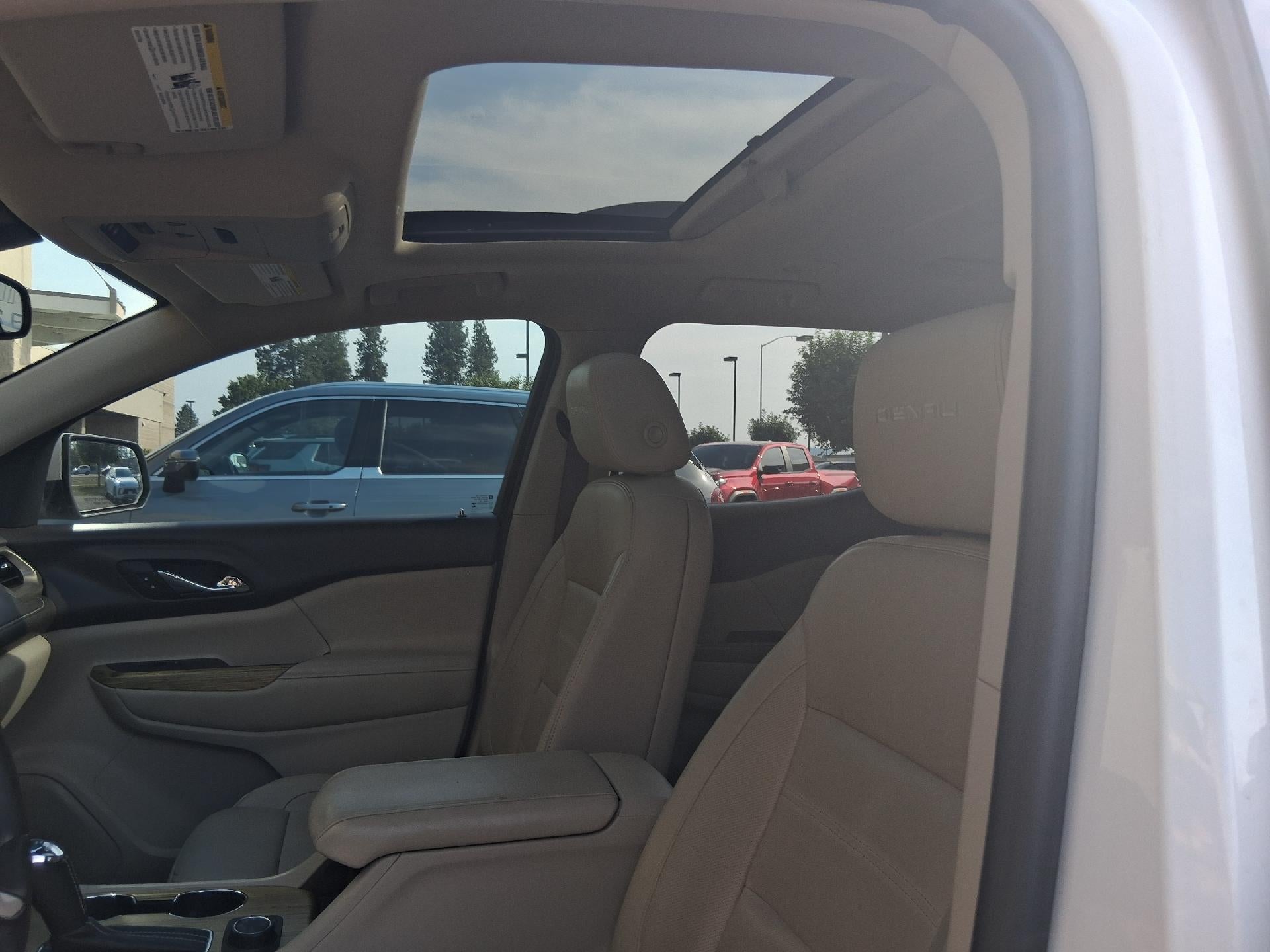 2017 GMC Acadia Memory Power Lumbar Seat, Navigation, Park Assist
