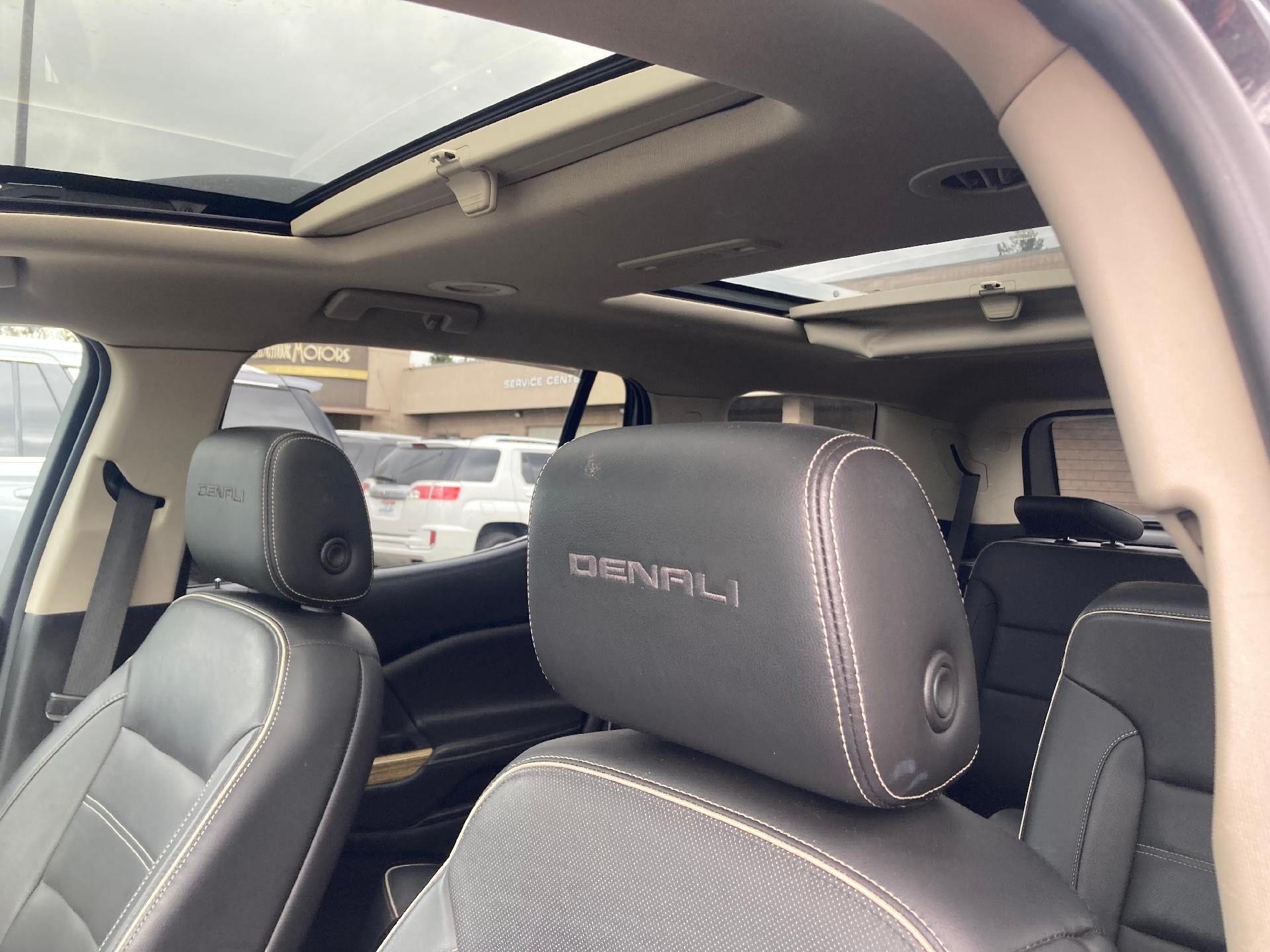 2018 GMC Acadia Power Lumbar Memory Seat, Dual Skyscape Sunroof, Navigation, Technology Package