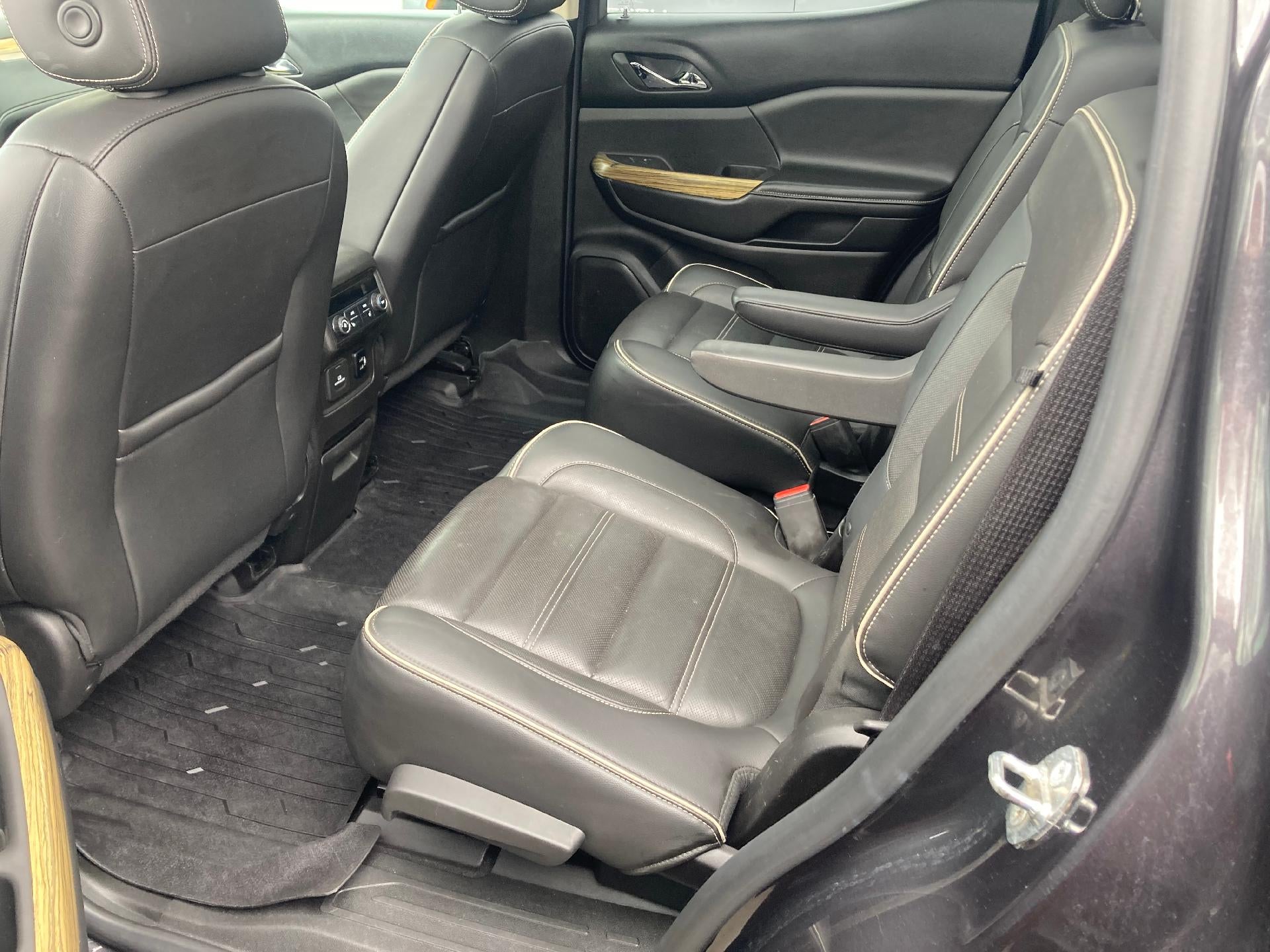 2018 GMC Acadia Power Lumbar Memory Seat, Dual Skyscape Sunroof, Navigation, Technology Package