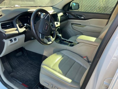 2017 GMC Acadia Power Lumbar Seat, Dual Pane Sunroof, Navigation, HD Surround Vision