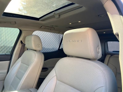 2017 GMC Acadia Power Lumbar Seat, Dual Pane Sunroof, Navigation, HD Surround Vision