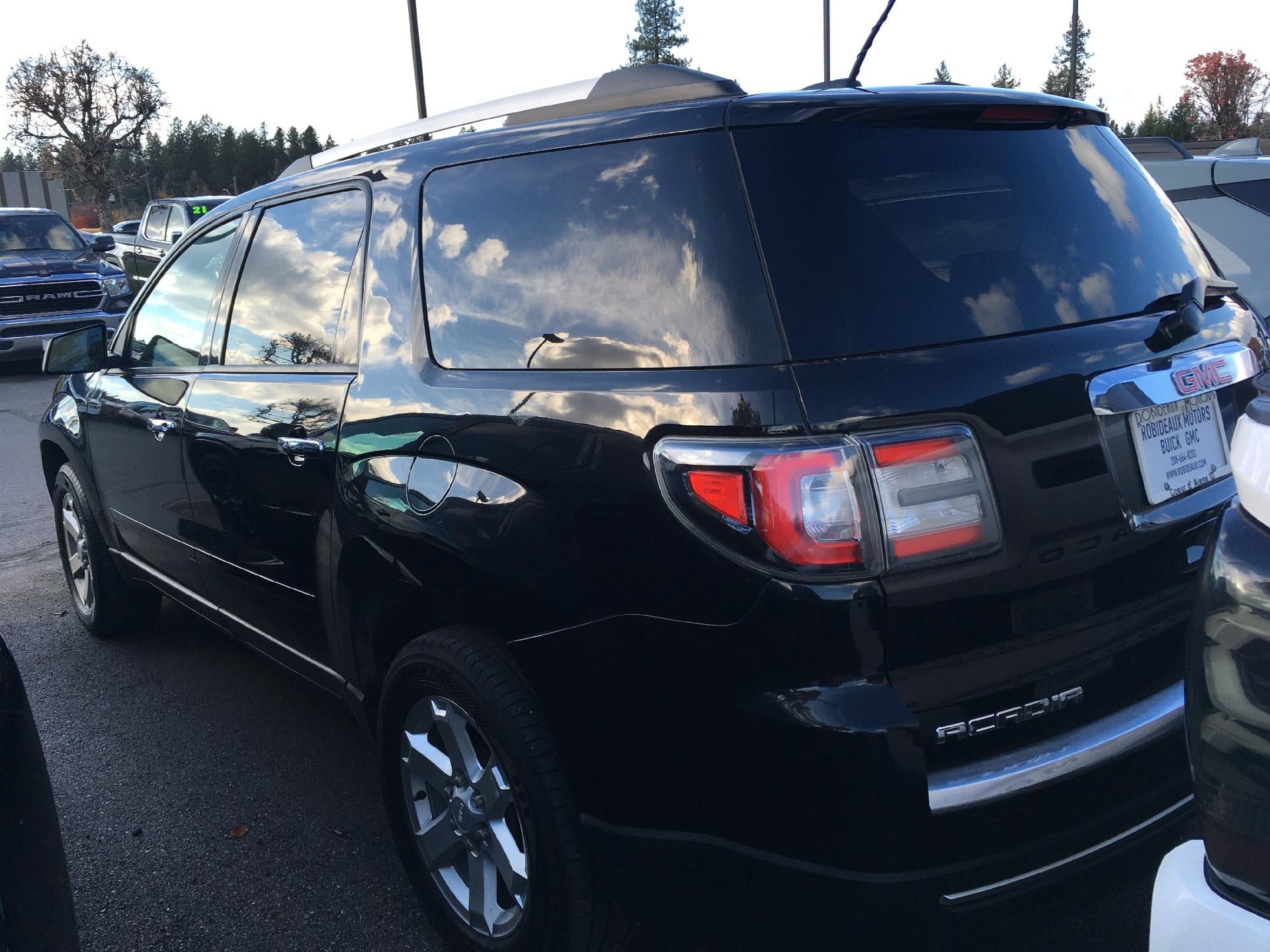 2016 GMC Acadia Power Heated Seat, Dual Pane Skyscape Sunroof, Power Liftgate