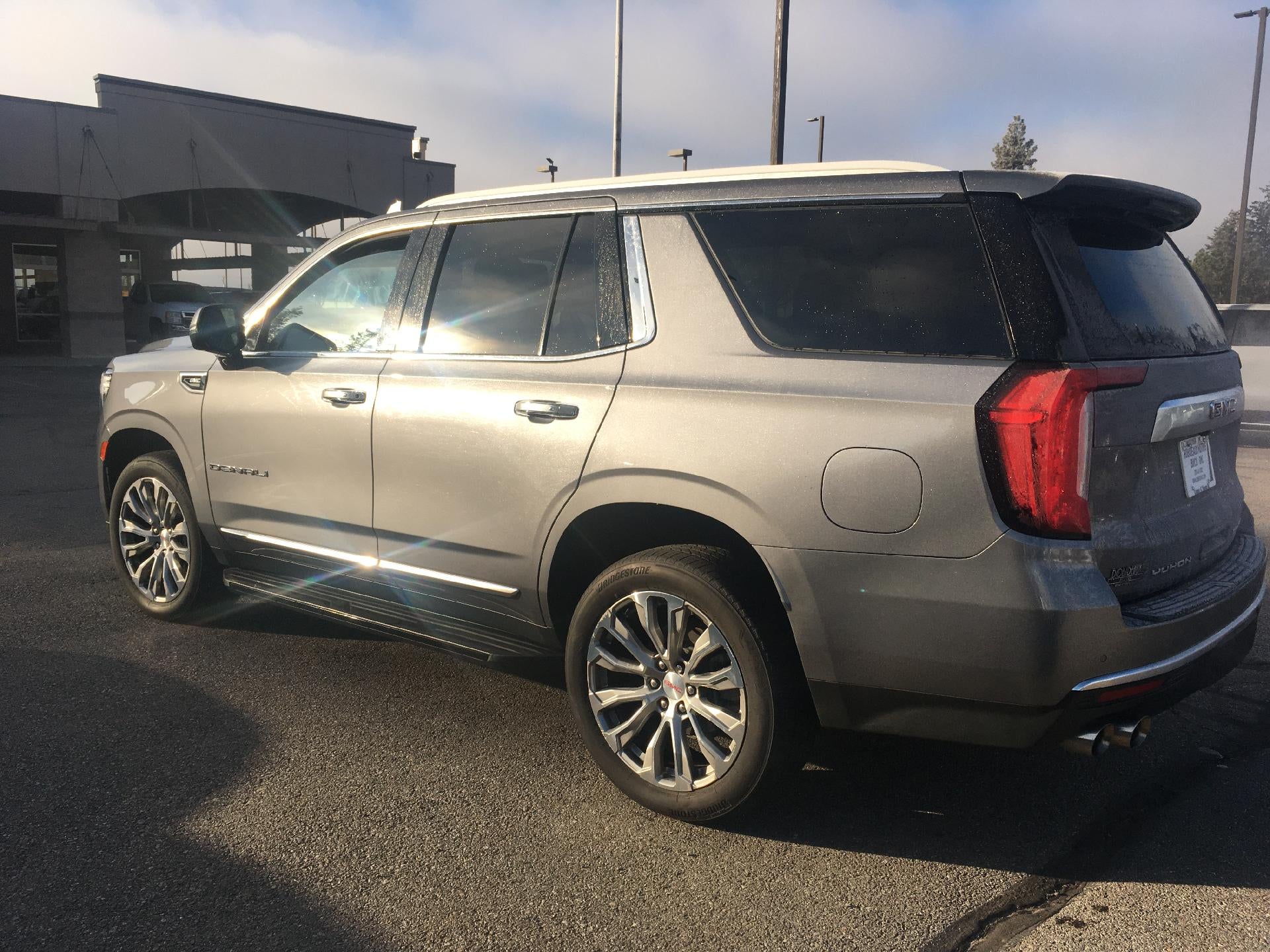 2021 GMC Yukon Power Lumbar Memory Seat, Power Panoramic Sunroof