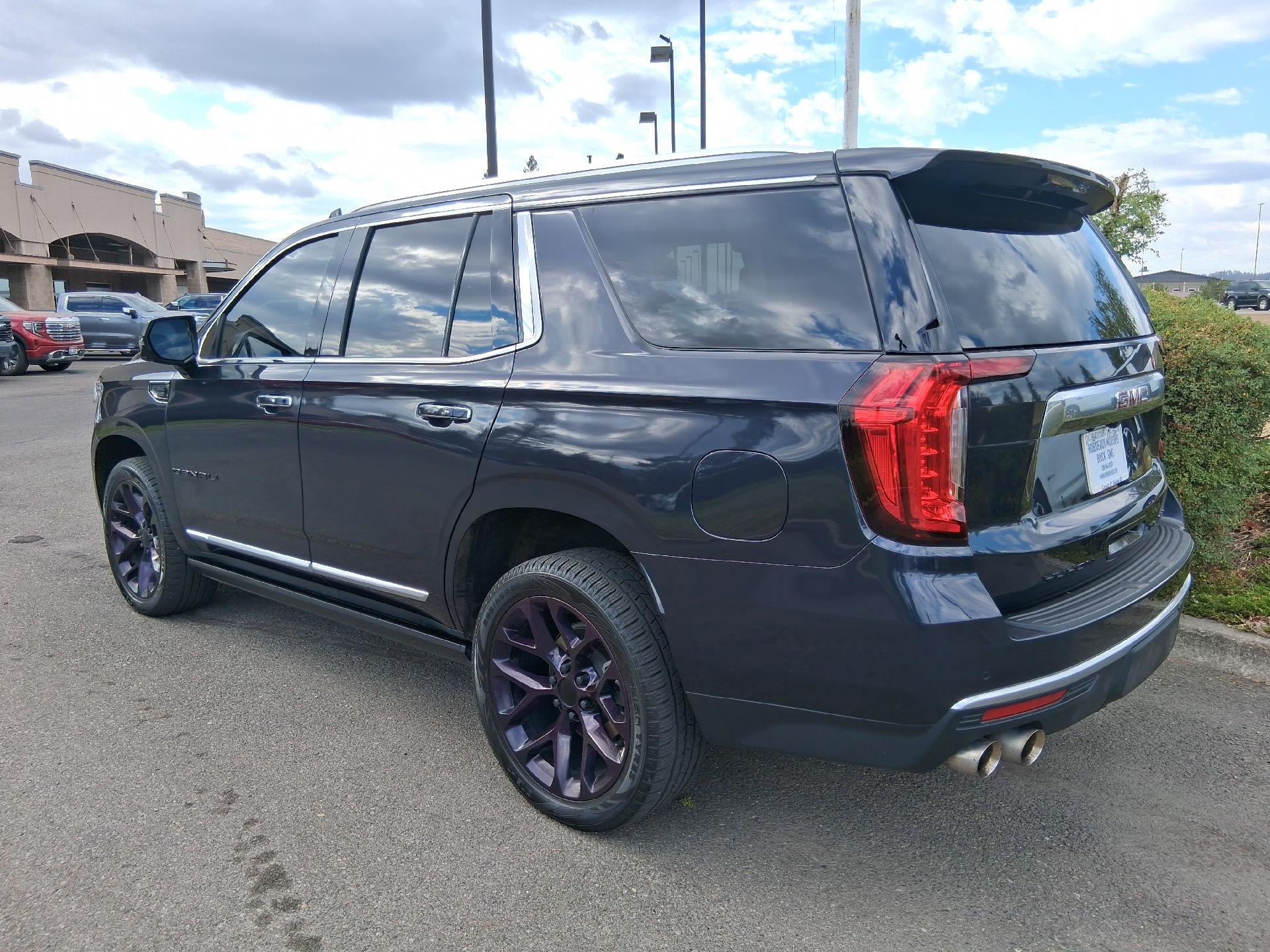 2023 GMC Yukon Power Memory Lumbar Seat, Power Dual Pane Panoramic Sunroof, Adaptive Cruise Control