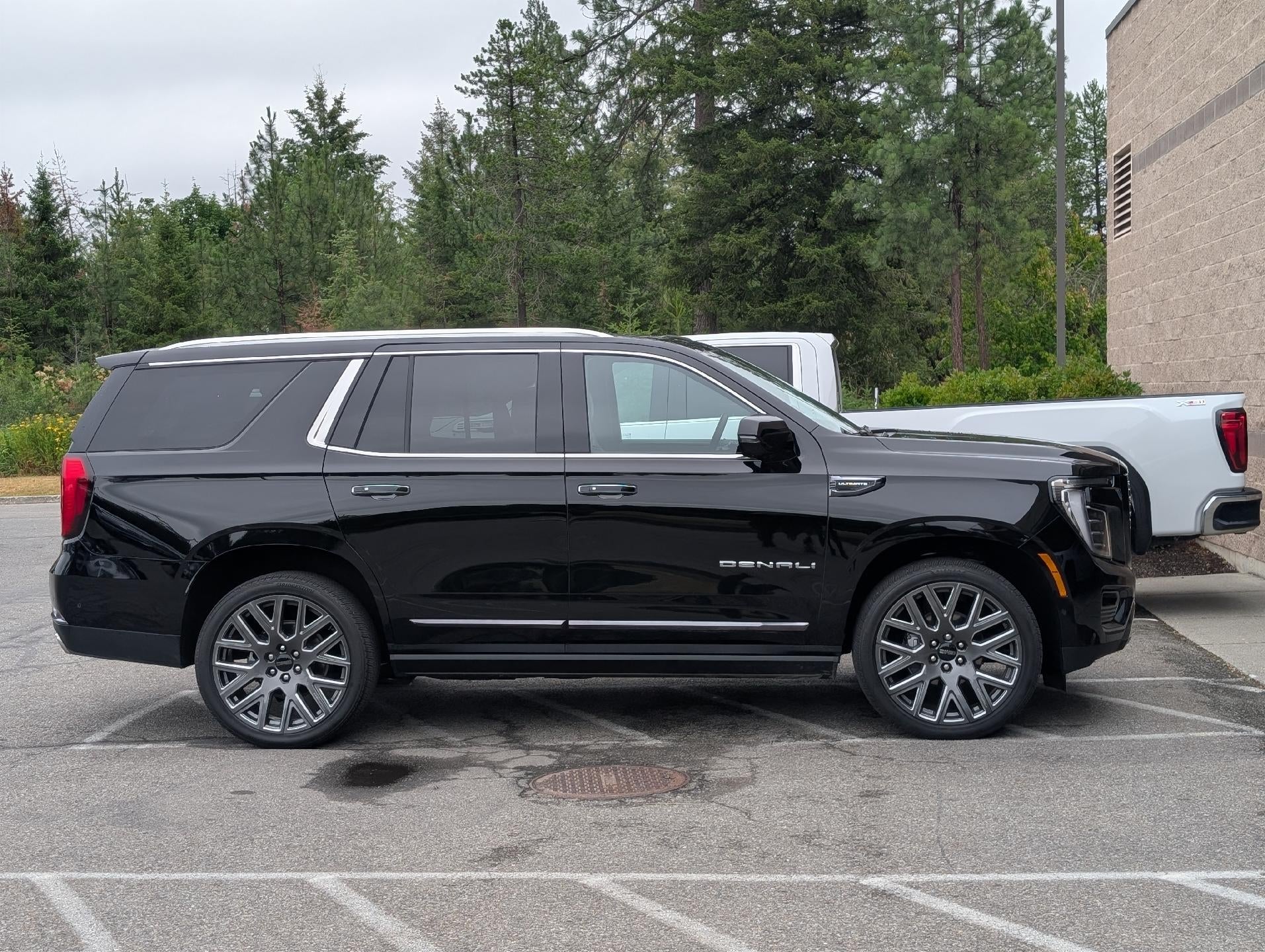 2025 GMC Yukon Memory Massage Power Lumbar Seat, Technology Package, Adaptive Cruise Control