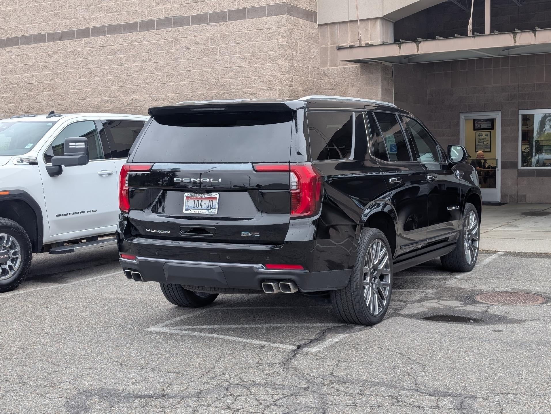 2025 GMC Yukon Memory Massage Power Lumbar Seat, Technology Package, Adaptive Cruise Control