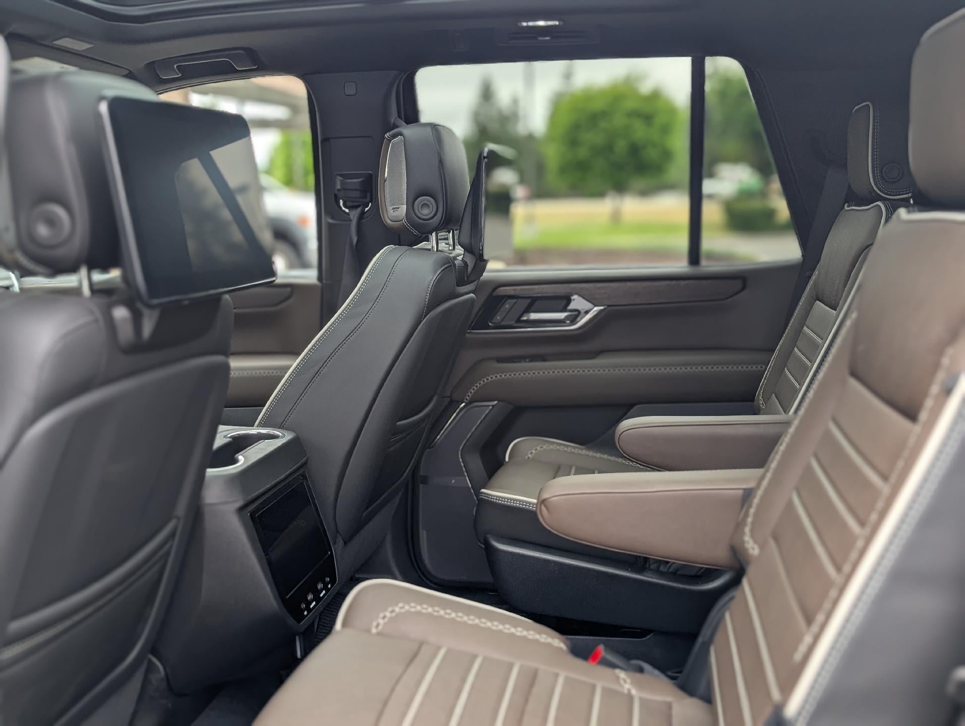 2025 GMC Yukon Memory Massage Power Lumbar Seat, Technology Package, Adaptive Cruise Control