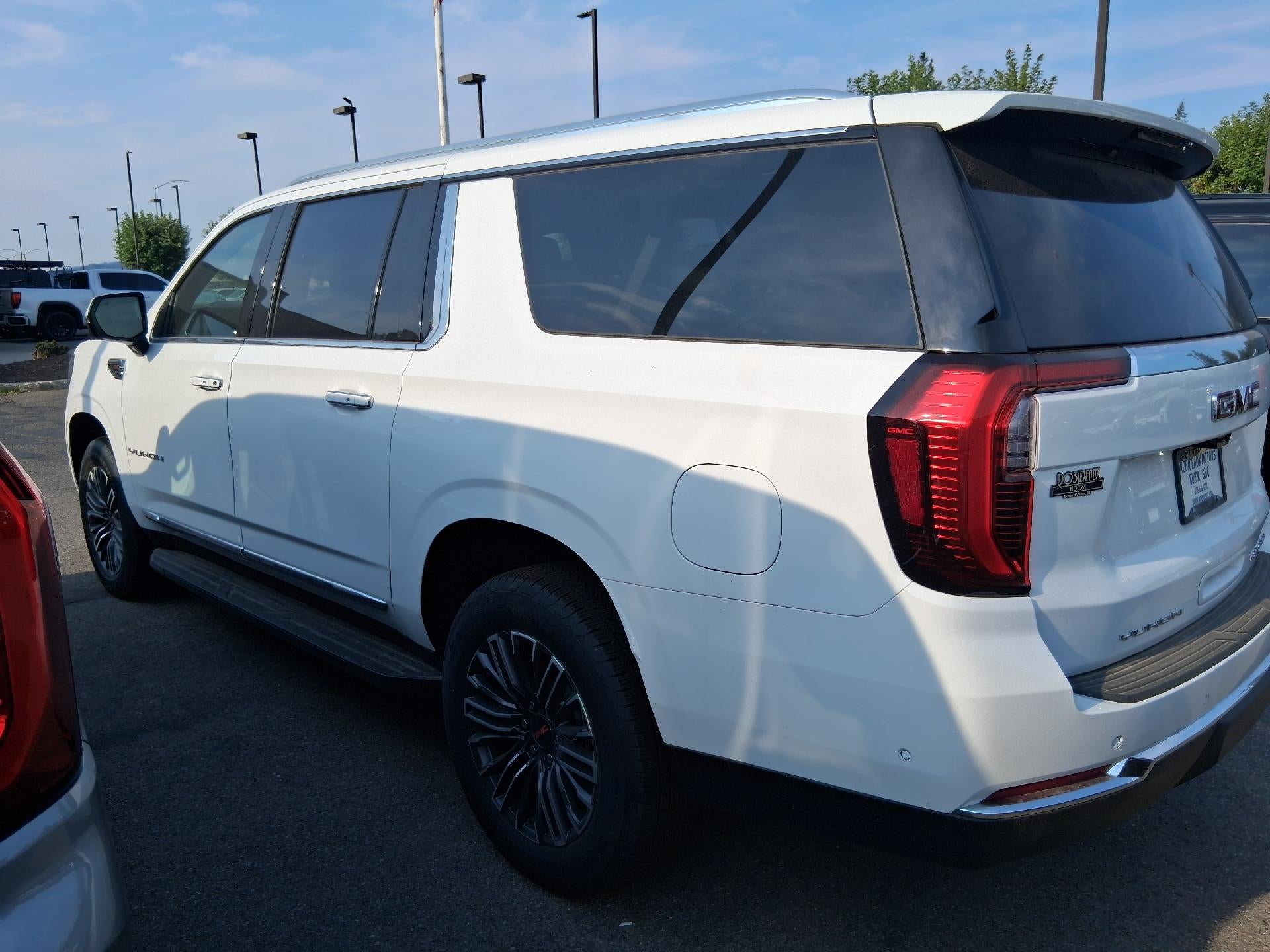 2026 GMC Yukon XL 4WD 4dr Elevation