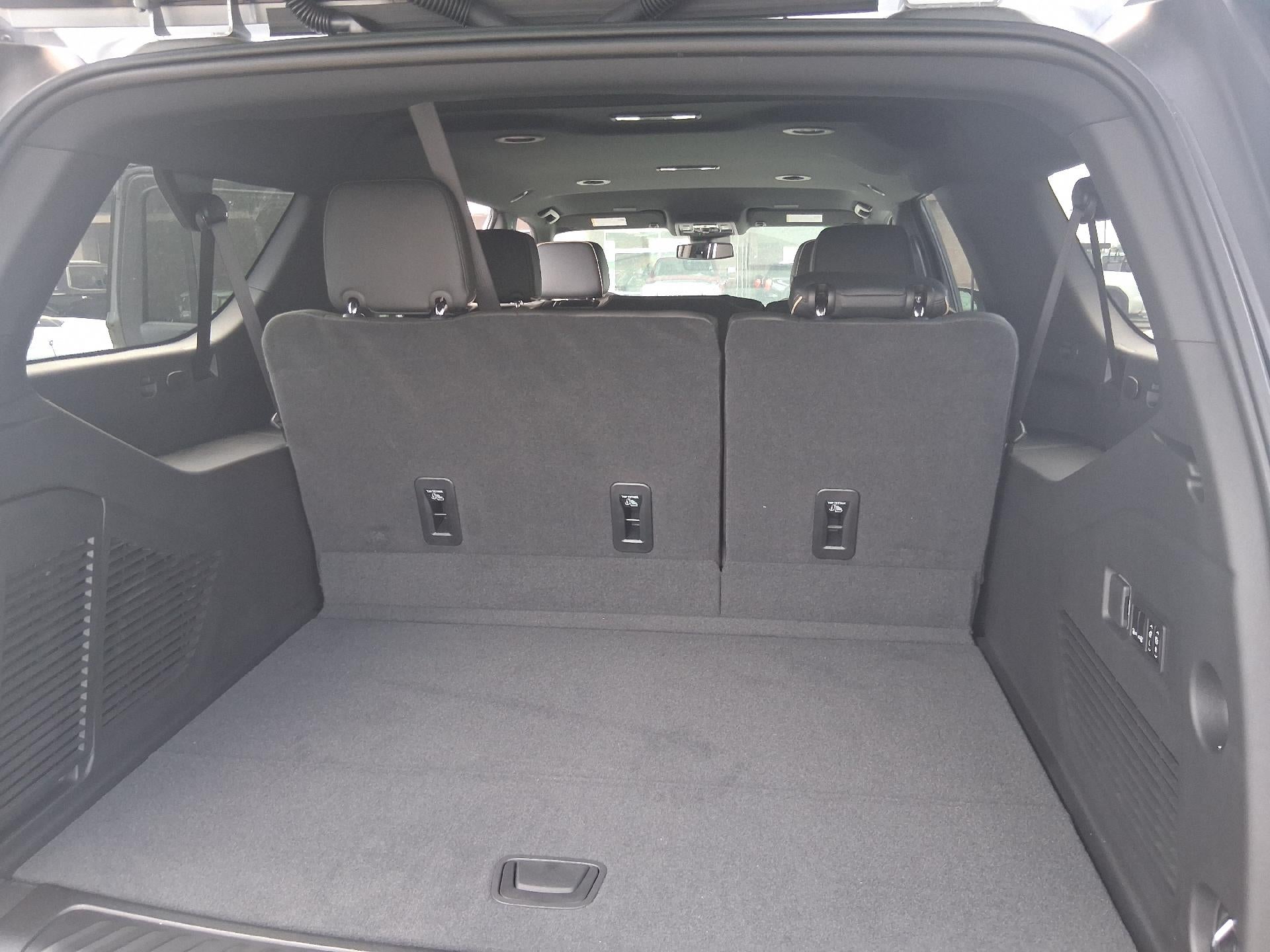 2026 GMC Yukon XL 4WD 4dr Elevation