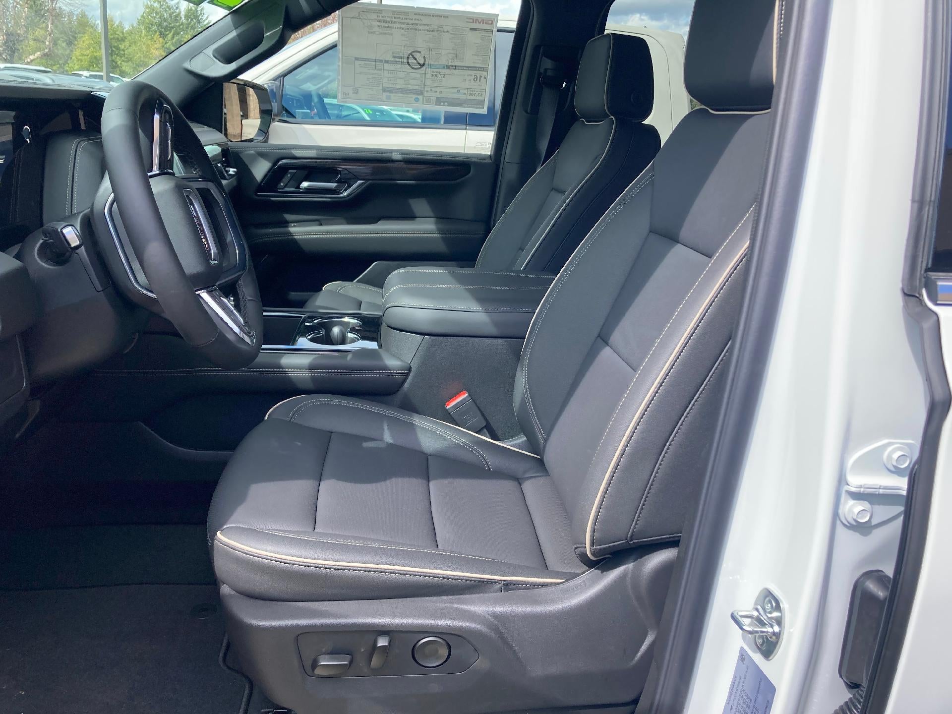 2026 GMC Yukon XL 4WD 4dr Elevation