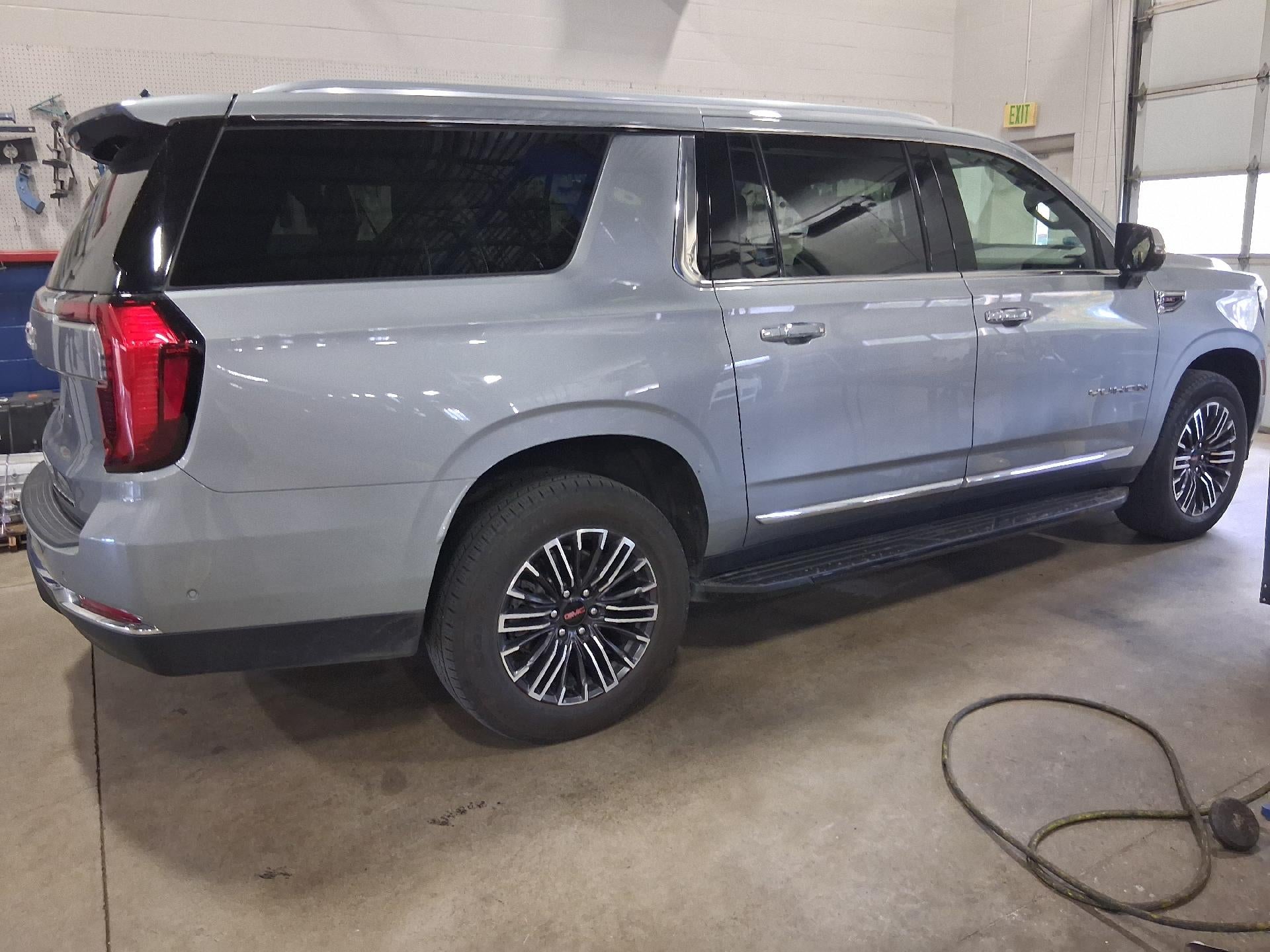 2025 GMC Yukon XL Elevation