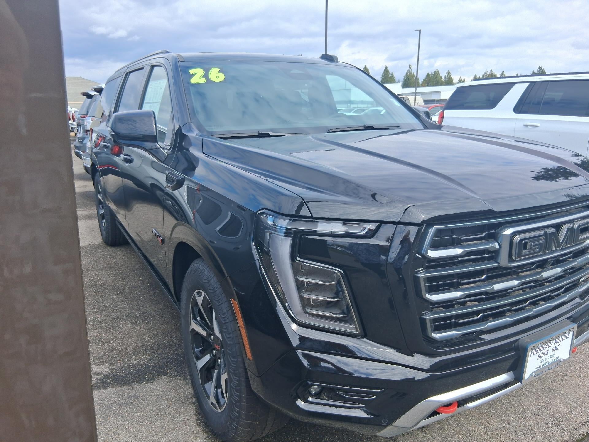 2026 GMC Yukon XL 4WD 4dr AT4