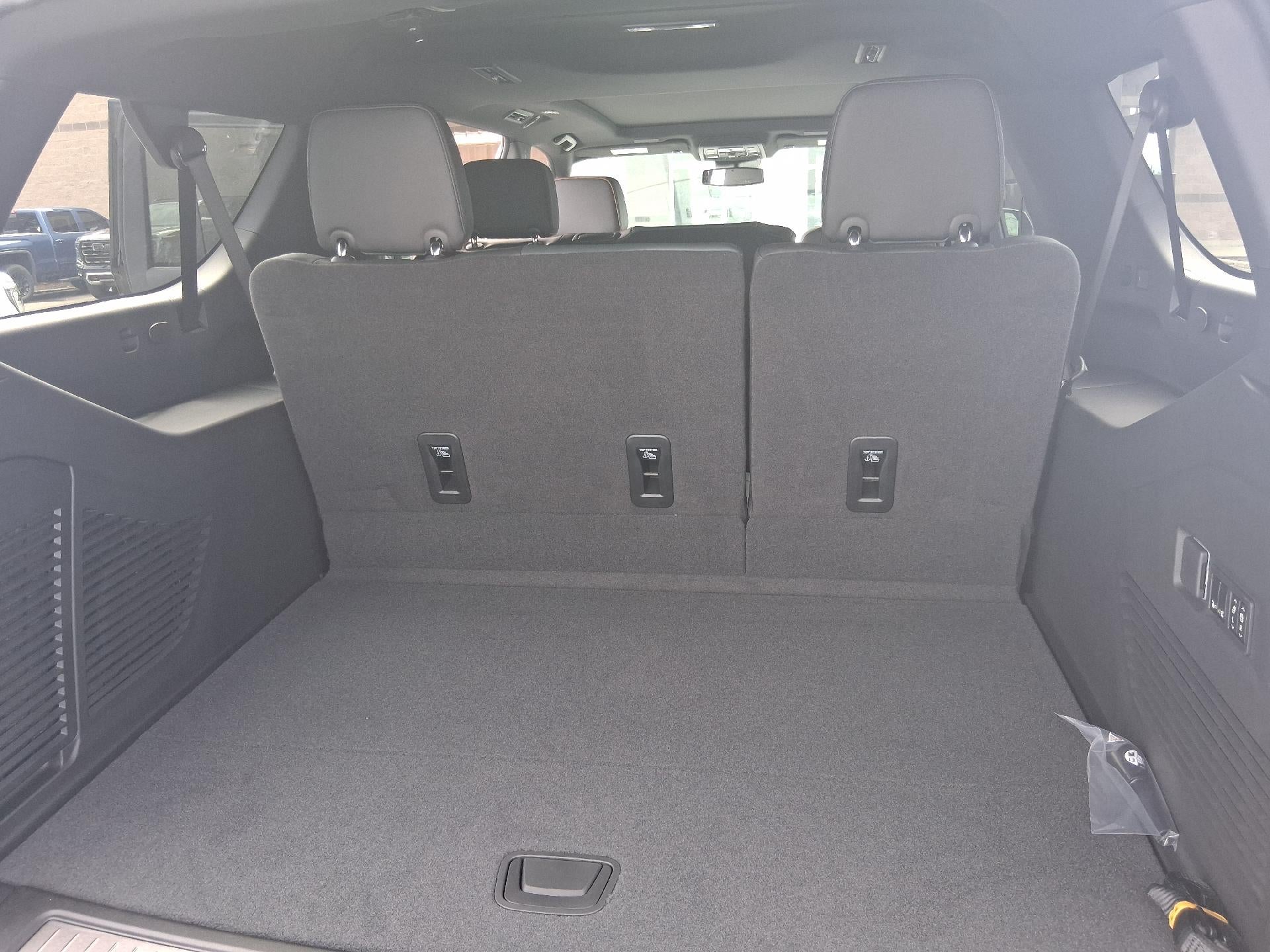 2026 GMC Yukon XL 4WD 4dr AT4