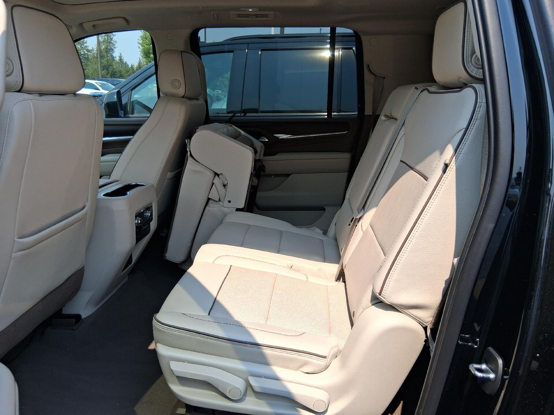 2021 GMC Yukon XL Power Memory Lumbar Seat, Technology Package, Navigation, Power Sunroof