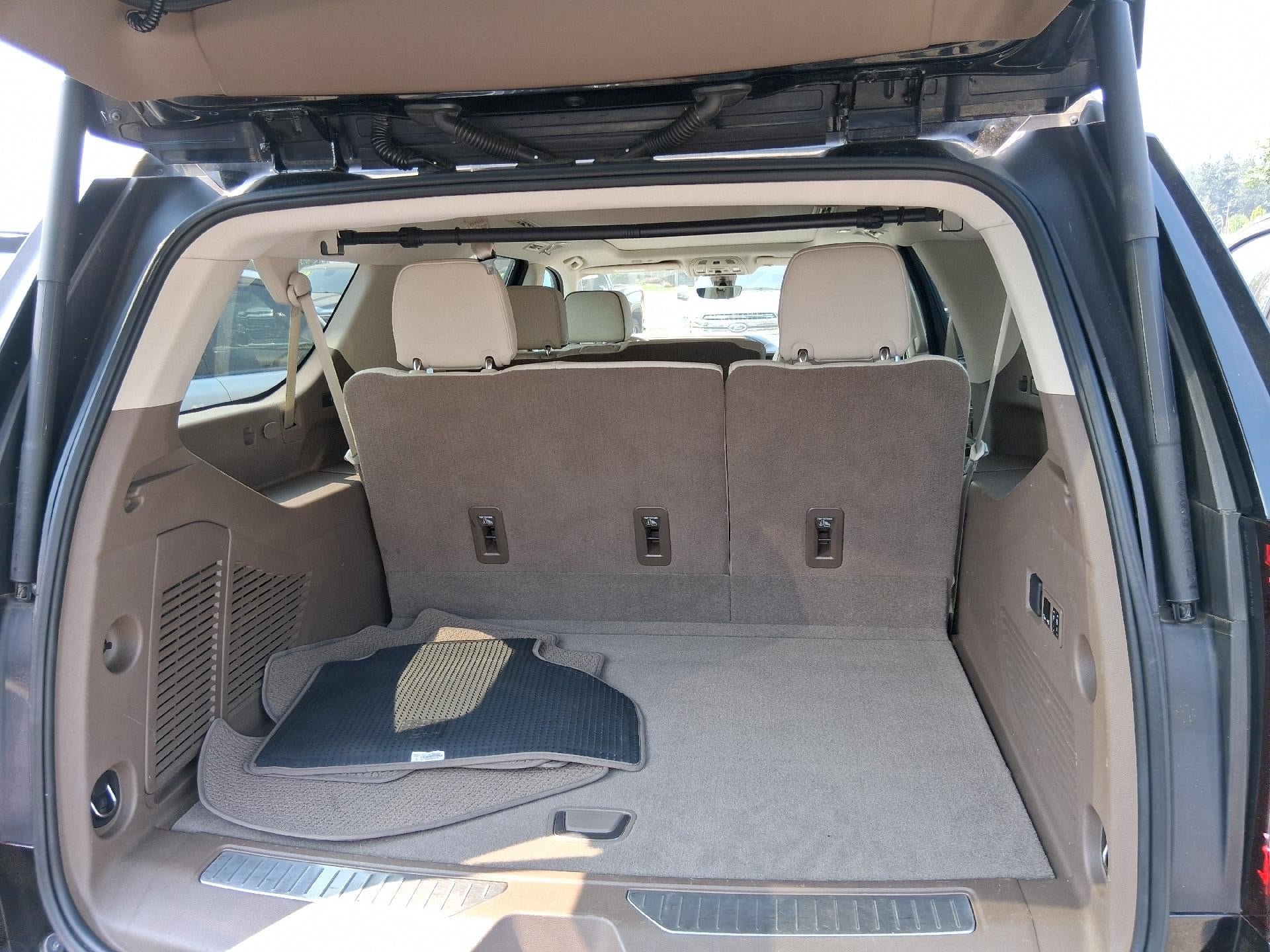 2021 GMC Yukon XL Power Memory Lumbar Seat, Technology Package, Navigation, Power Sunroof