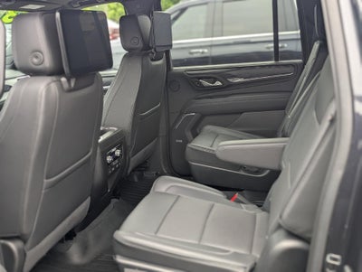 2023 GMC Yukon XL Memory Power Lumbar Seat, Power Dual Pane Panoramic Sunroof, Technology Package