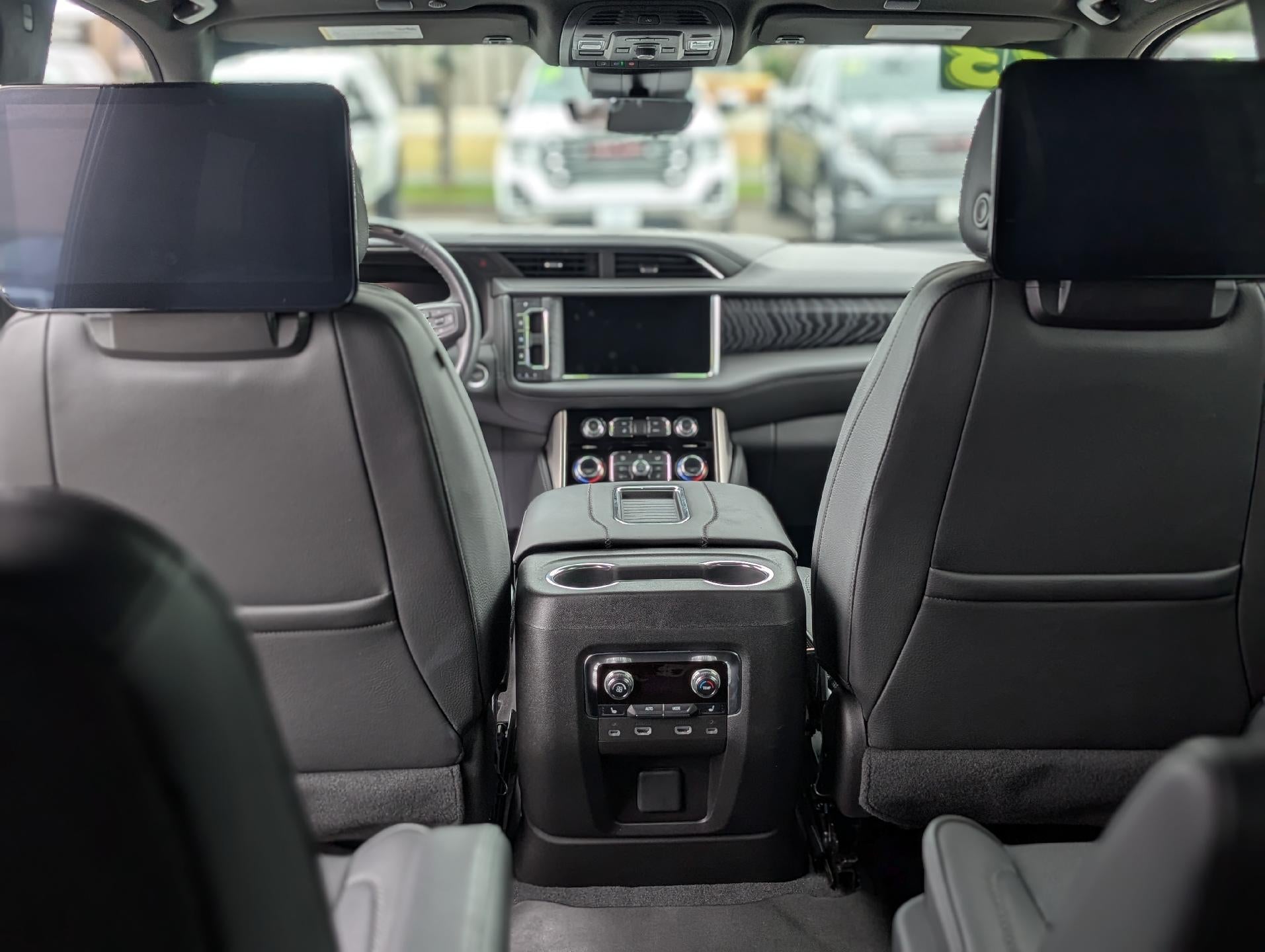 2023 GMC Yukon XL Memory Power Lumbar Seat, Power Dual Pane Panoramic Sunroof, Technology Package