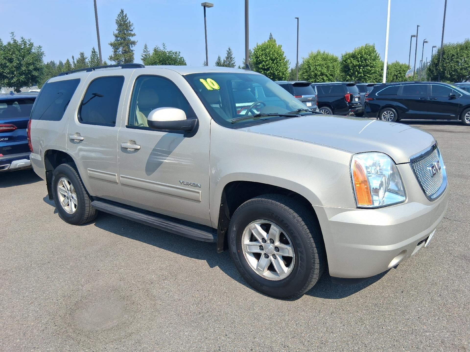 2010 GMC Yukon Leather Seats, Cruise Control, Power Heated Mirrors, Power Liftgate